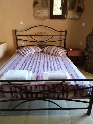 One-Bedroom House - Photo 6