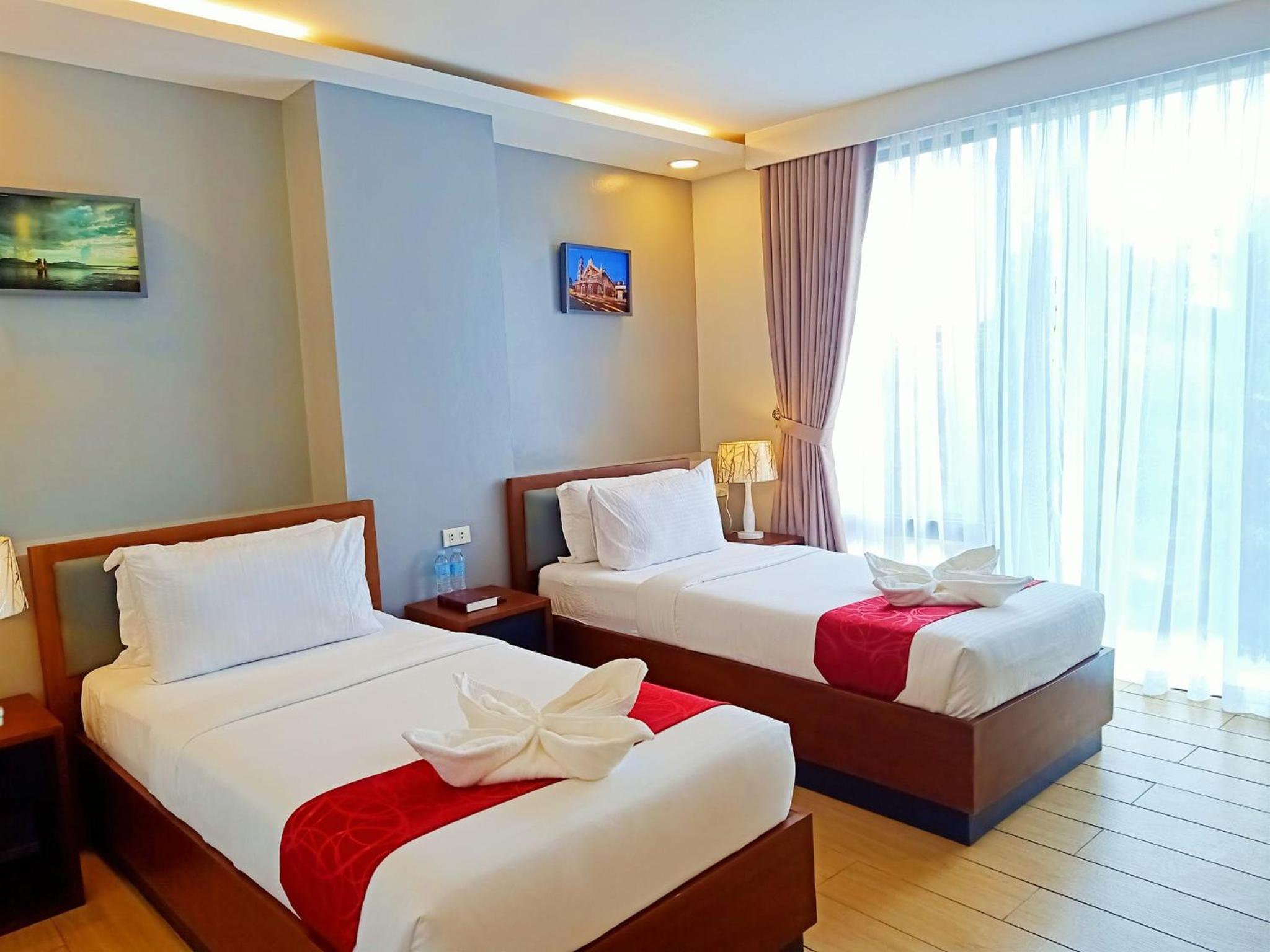Deluxe Twin Room - Photo 2