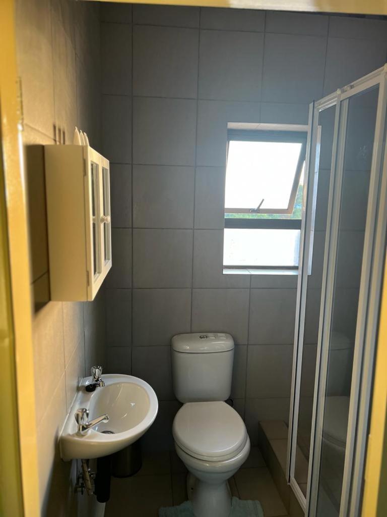 Two-Bedroom Apartment photo 2