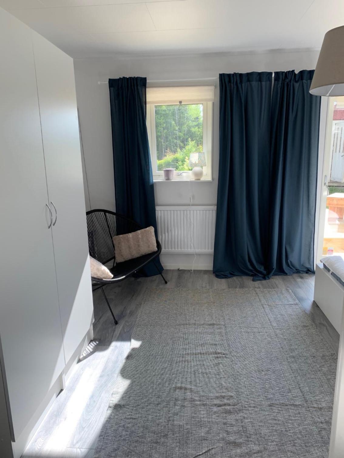 Two-Bedroom House photo 3