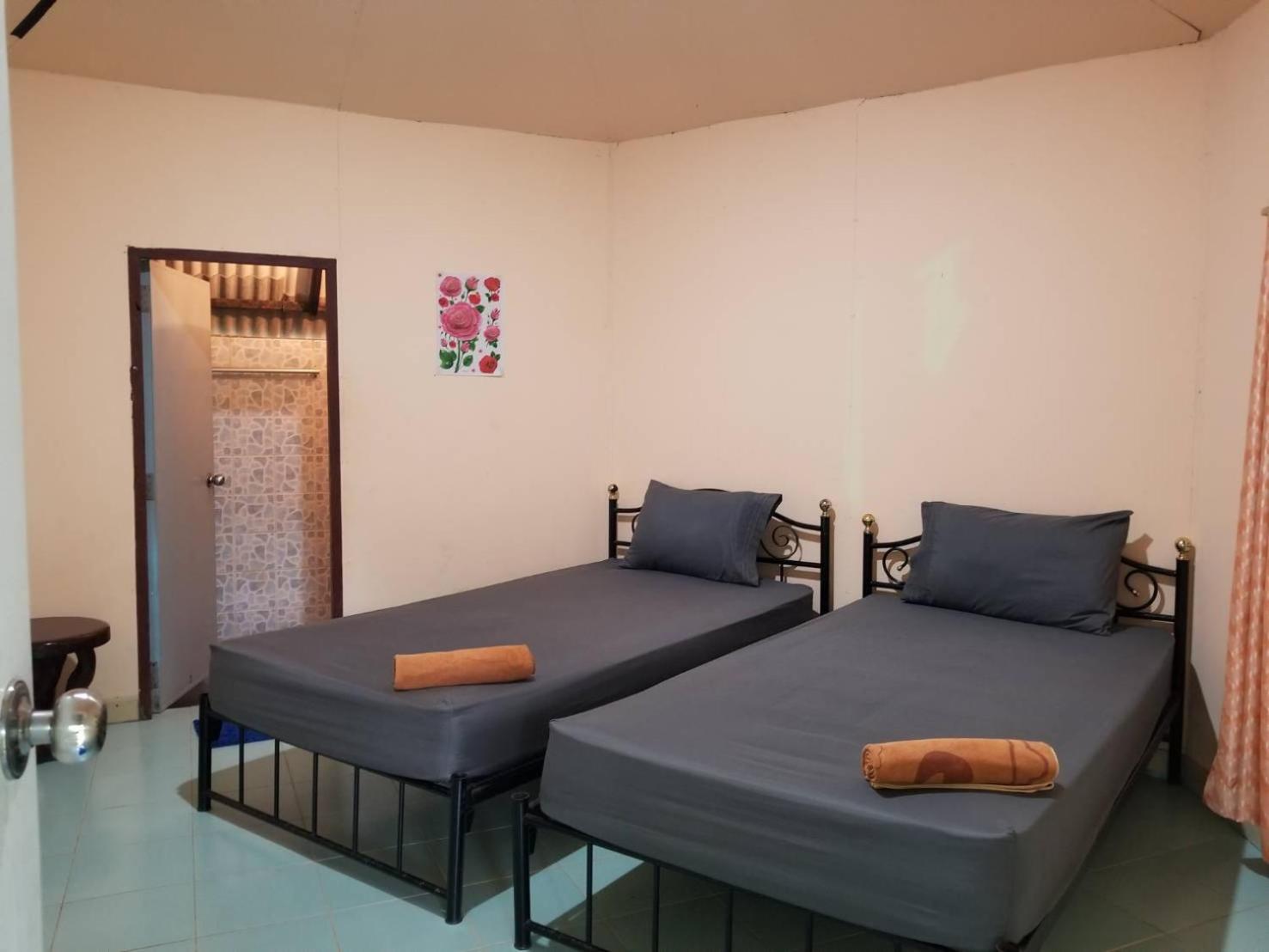Standard Double or Twin Room photo 2