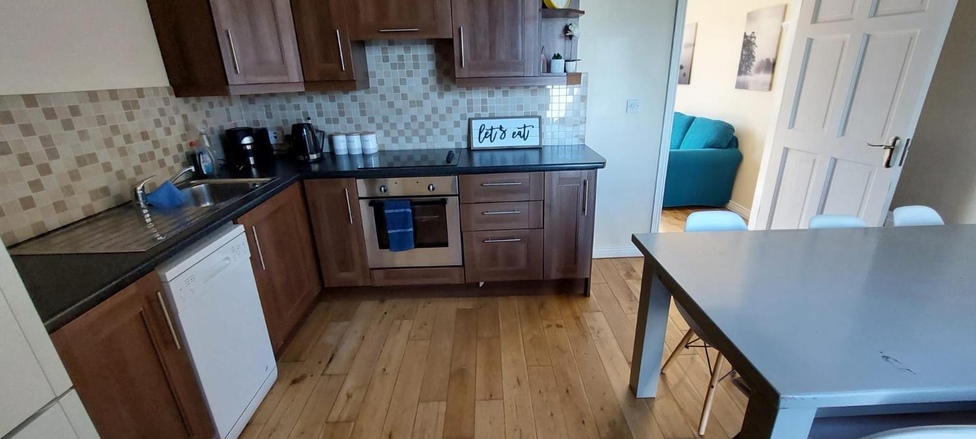 Two-Bedroom Apartment - Photo 8