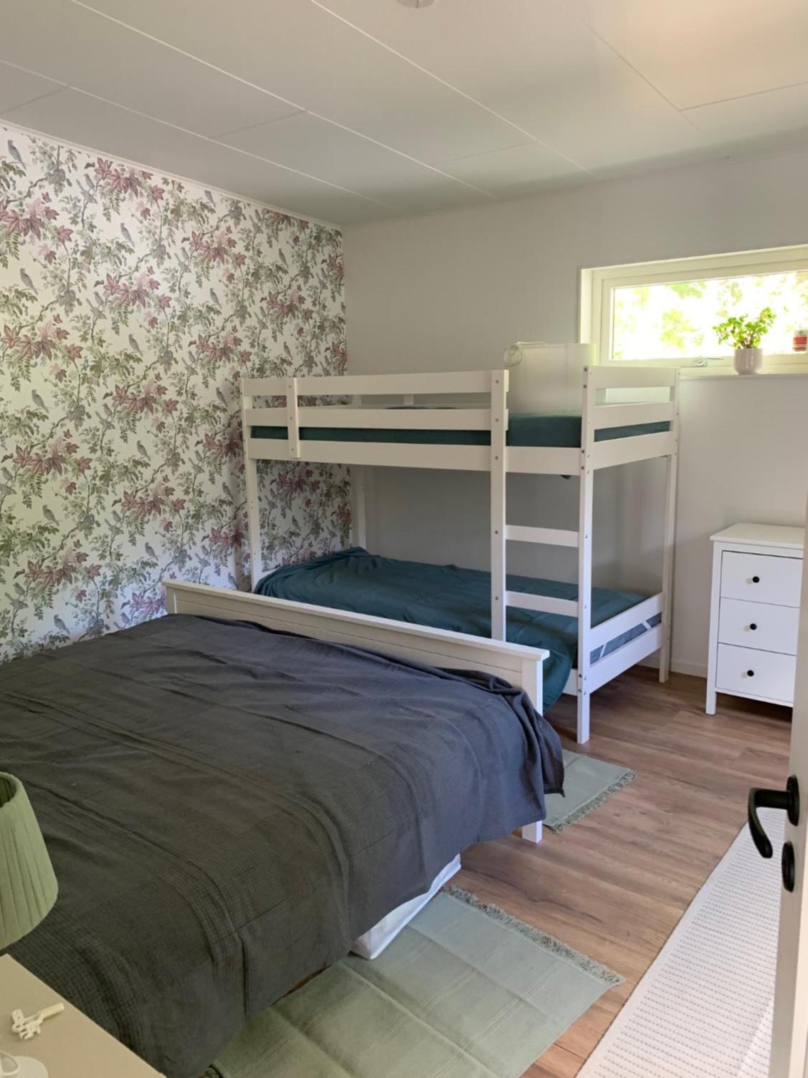 Two-Bedroom House photo 2