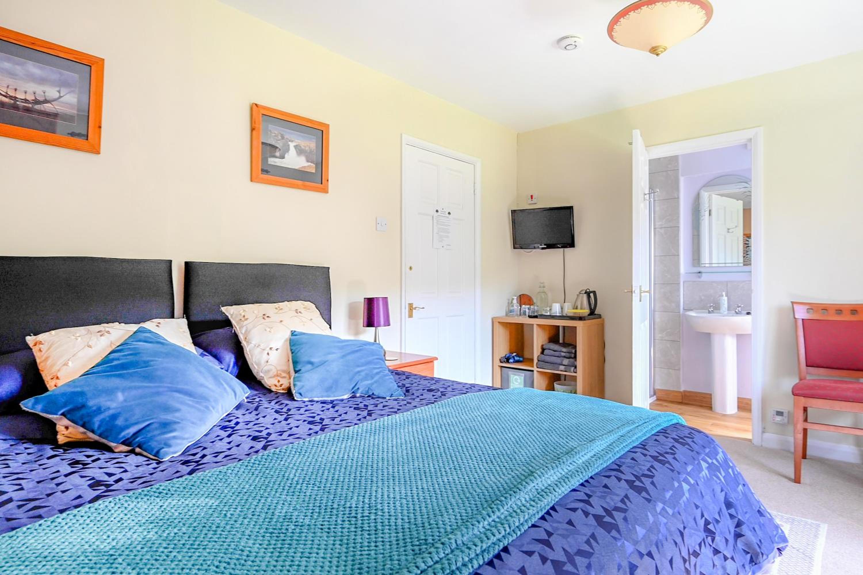 Queen Room with Garden View photo 2