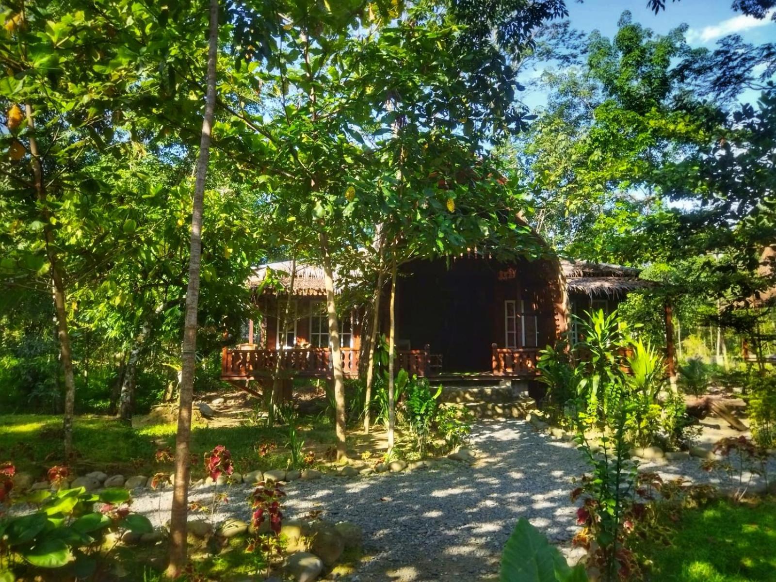 Standard Twin Room with Garden View - Photo 3