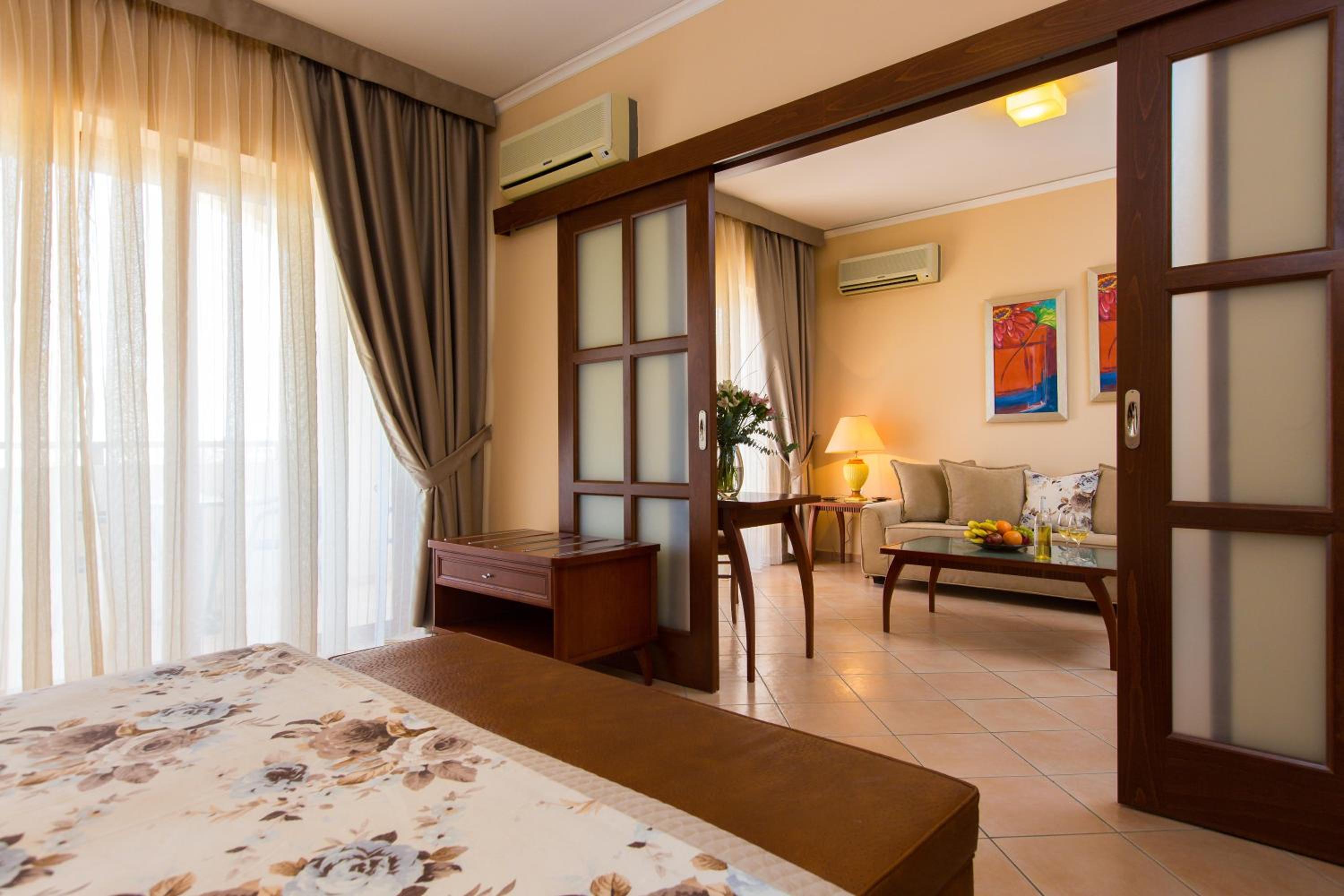 Suite Side Sea View - Photo 10