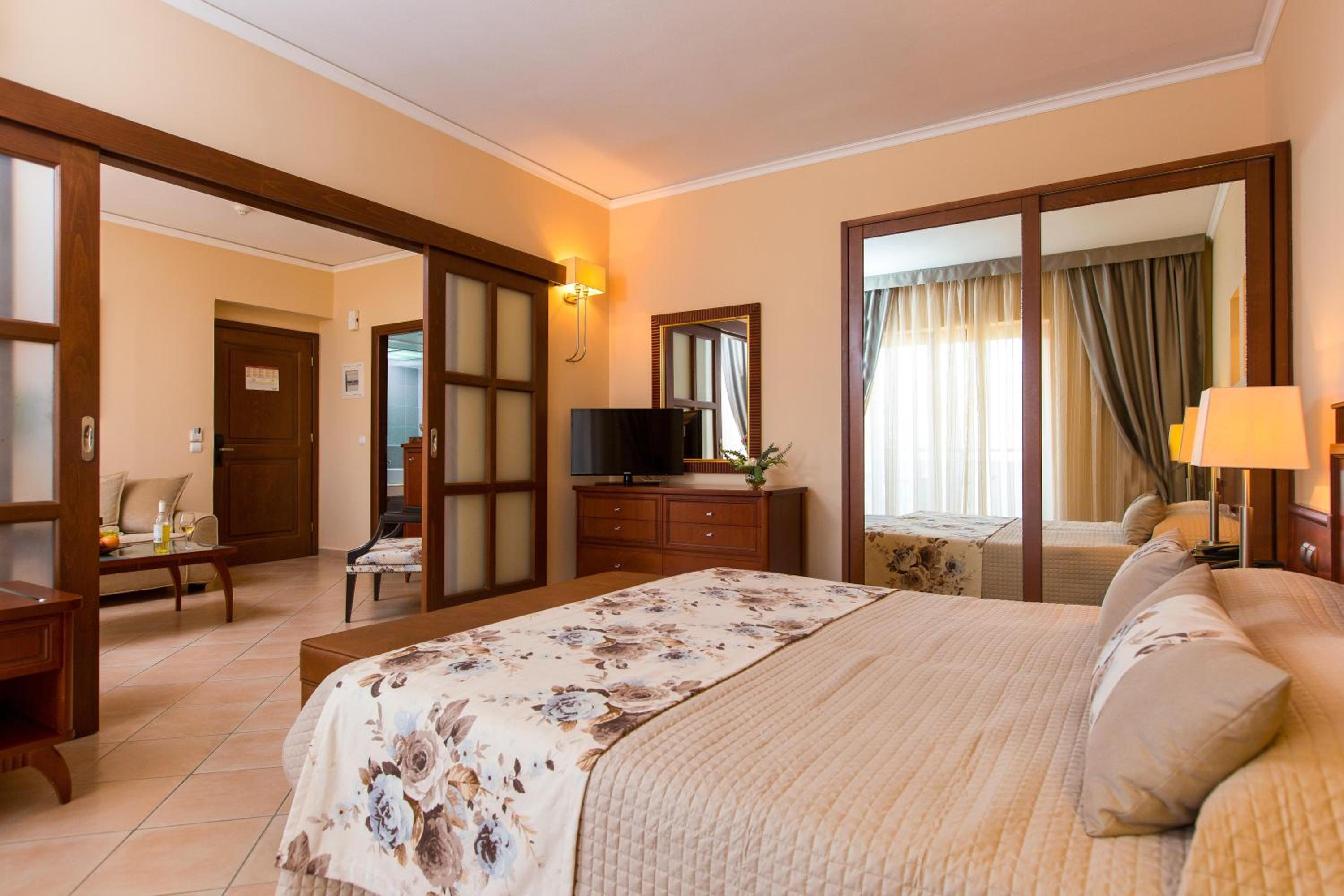 Suite Side Sea View - Photo 1