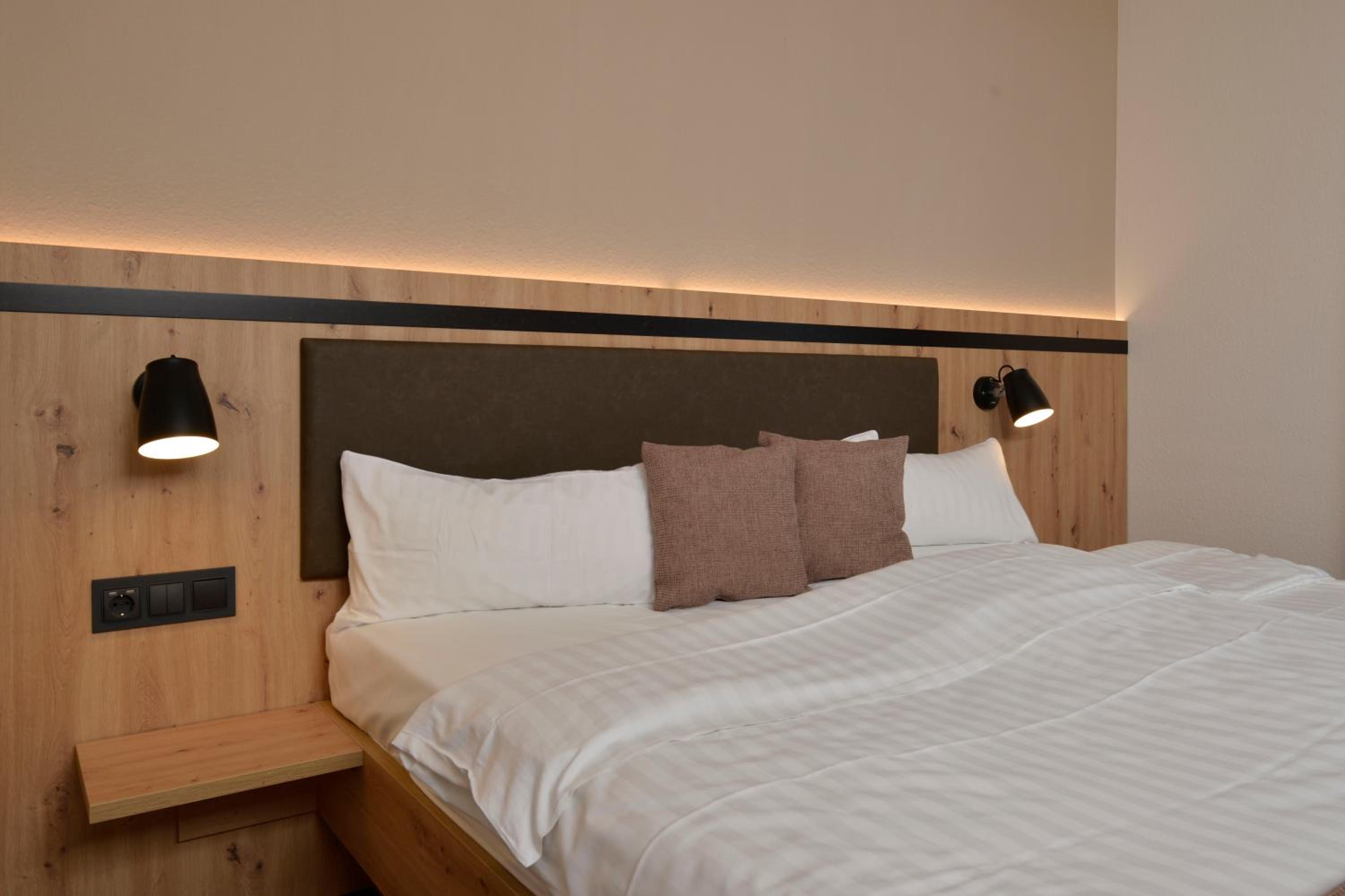 Double or Twin Room photo 3