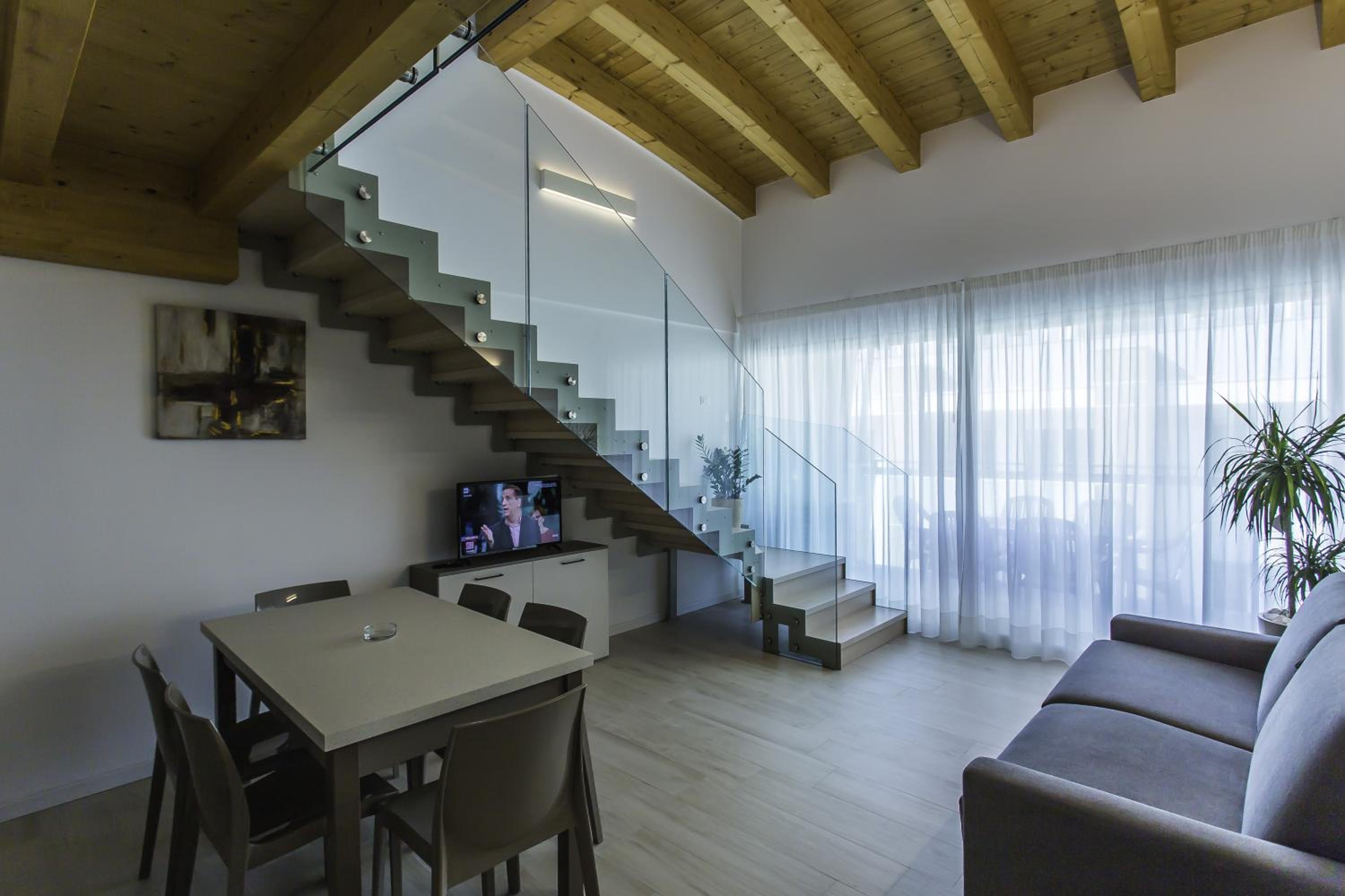 Apartment - Split Level