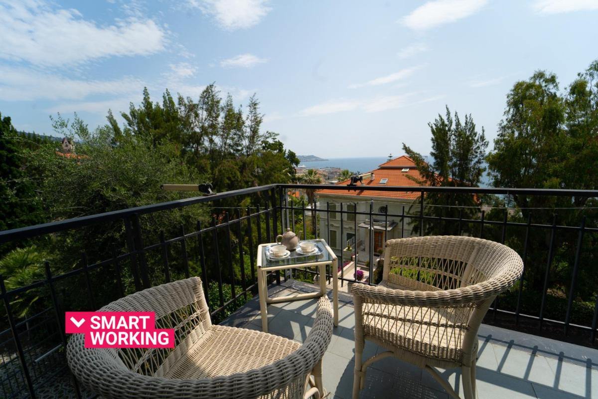 Apartment with Terrace