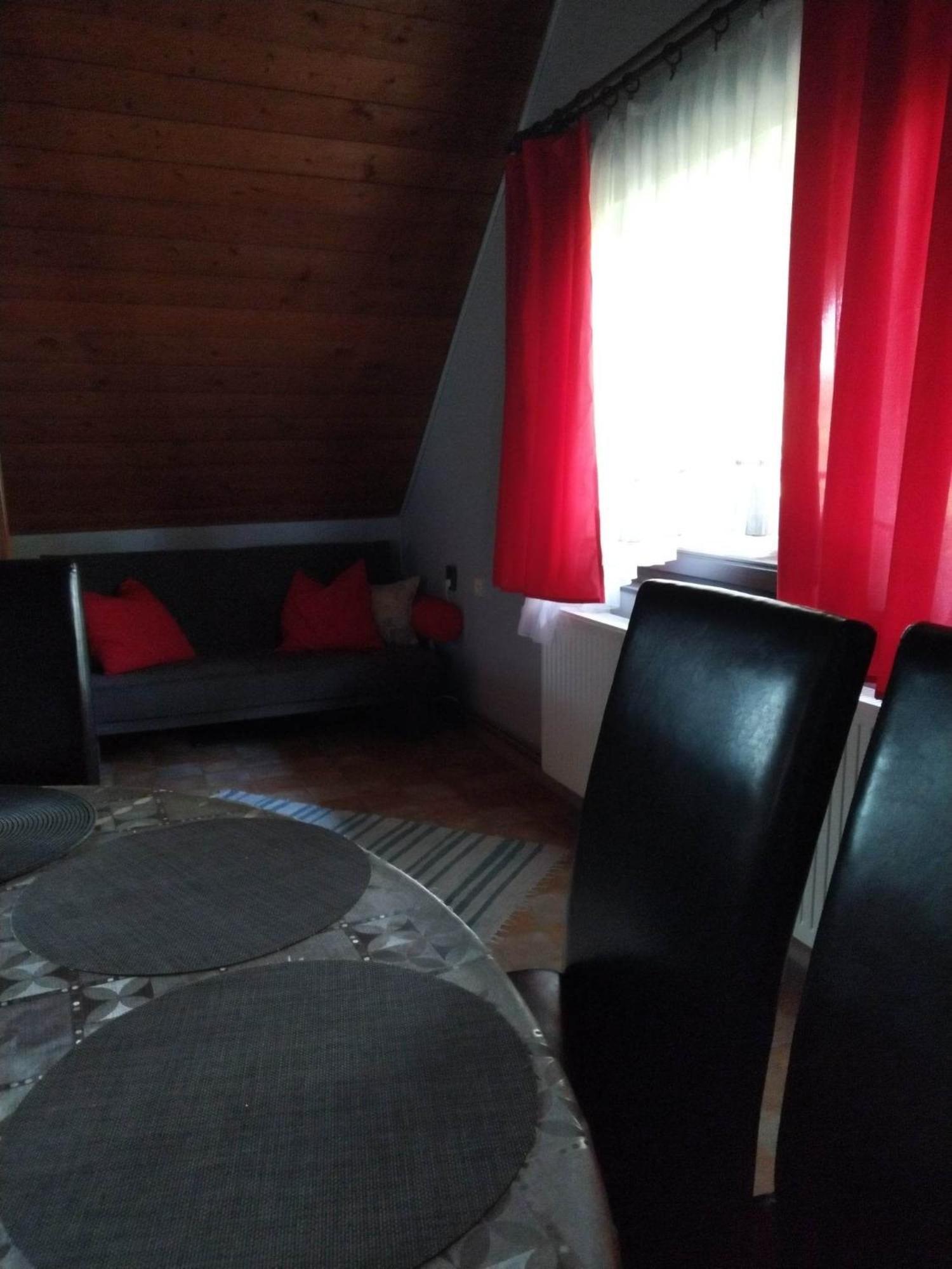 Apartment with Balcony - Photo 23