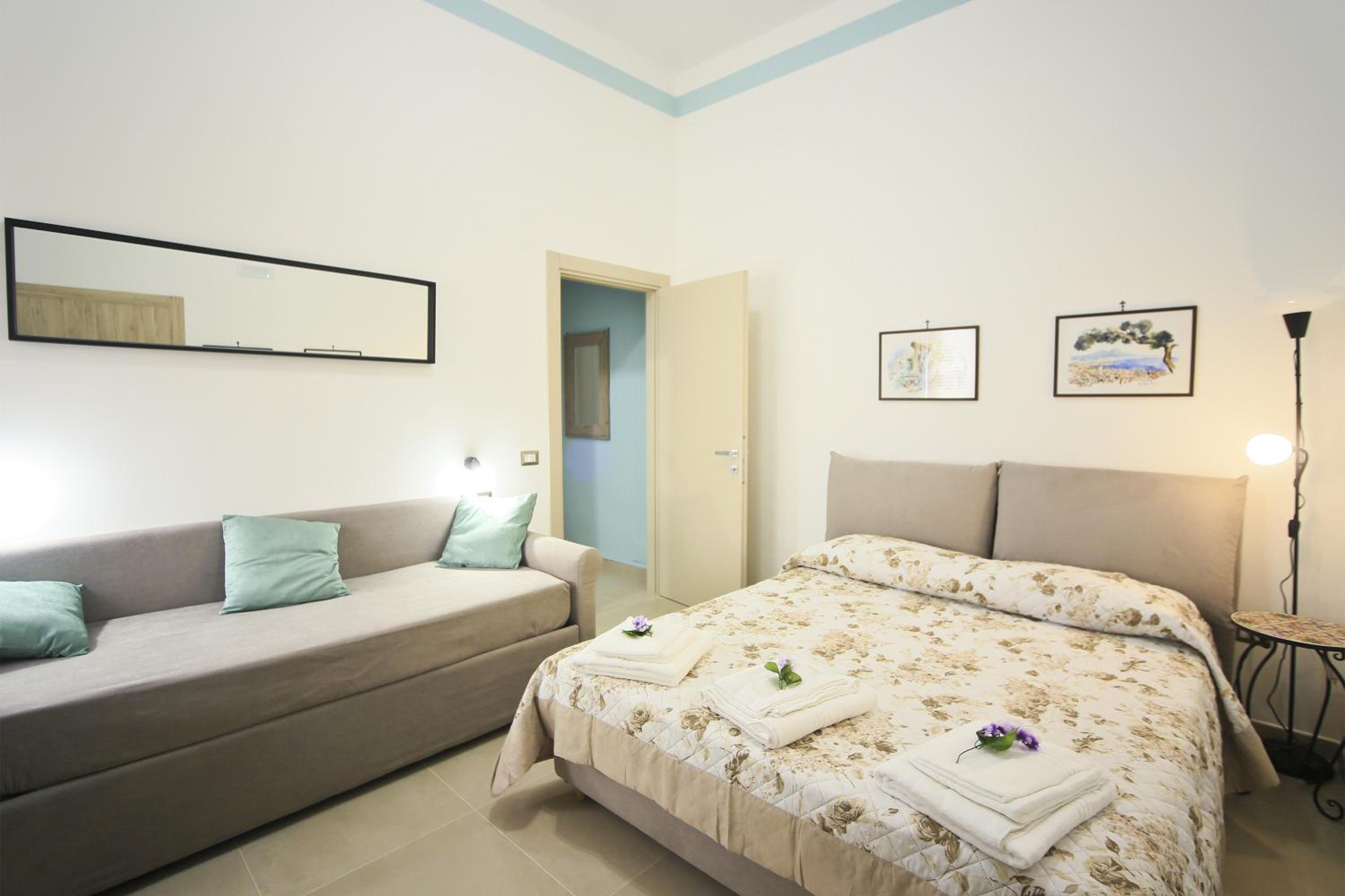 Large Double Room
