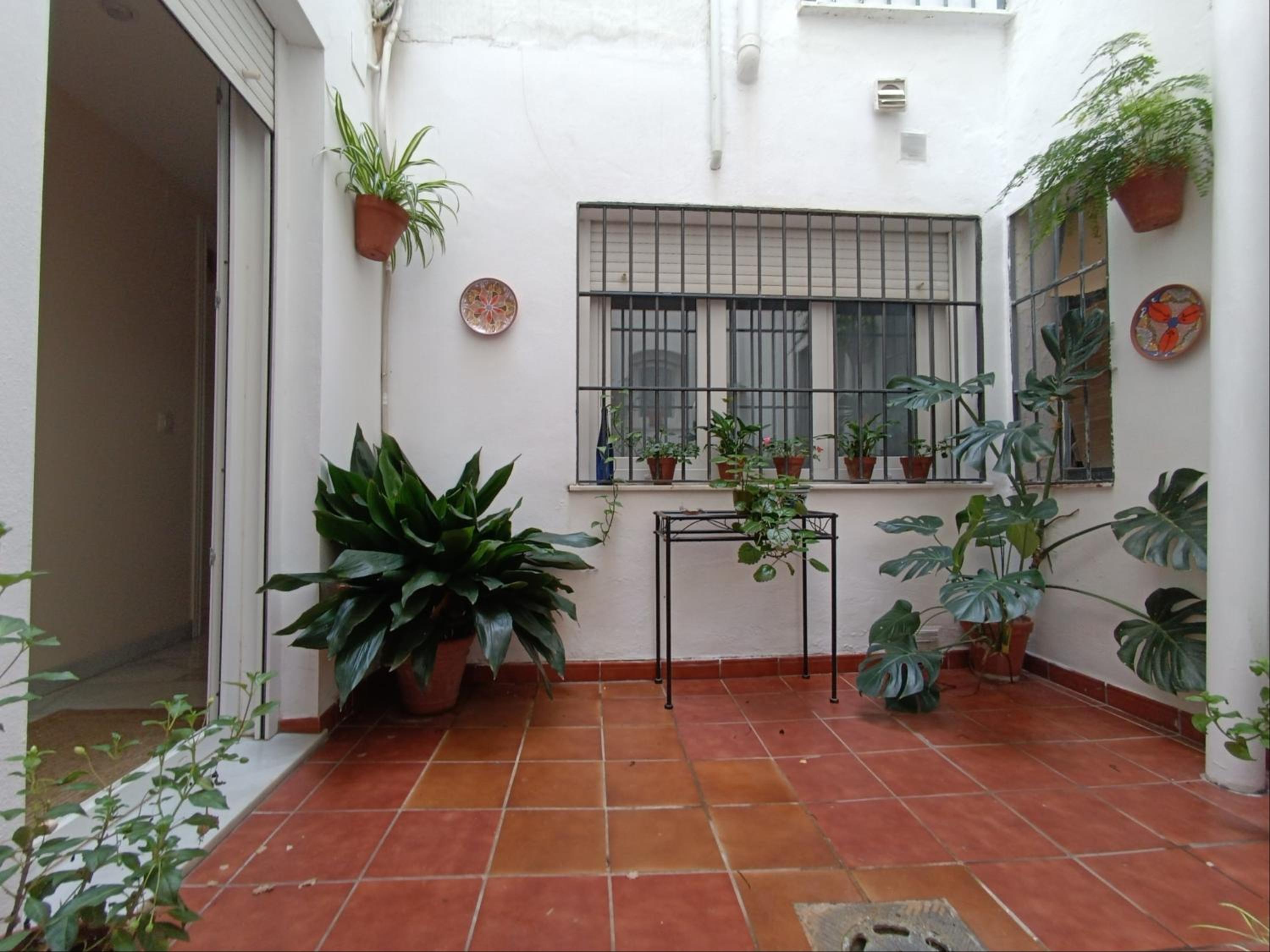 Two-Bedroom Apartment - Photo 28