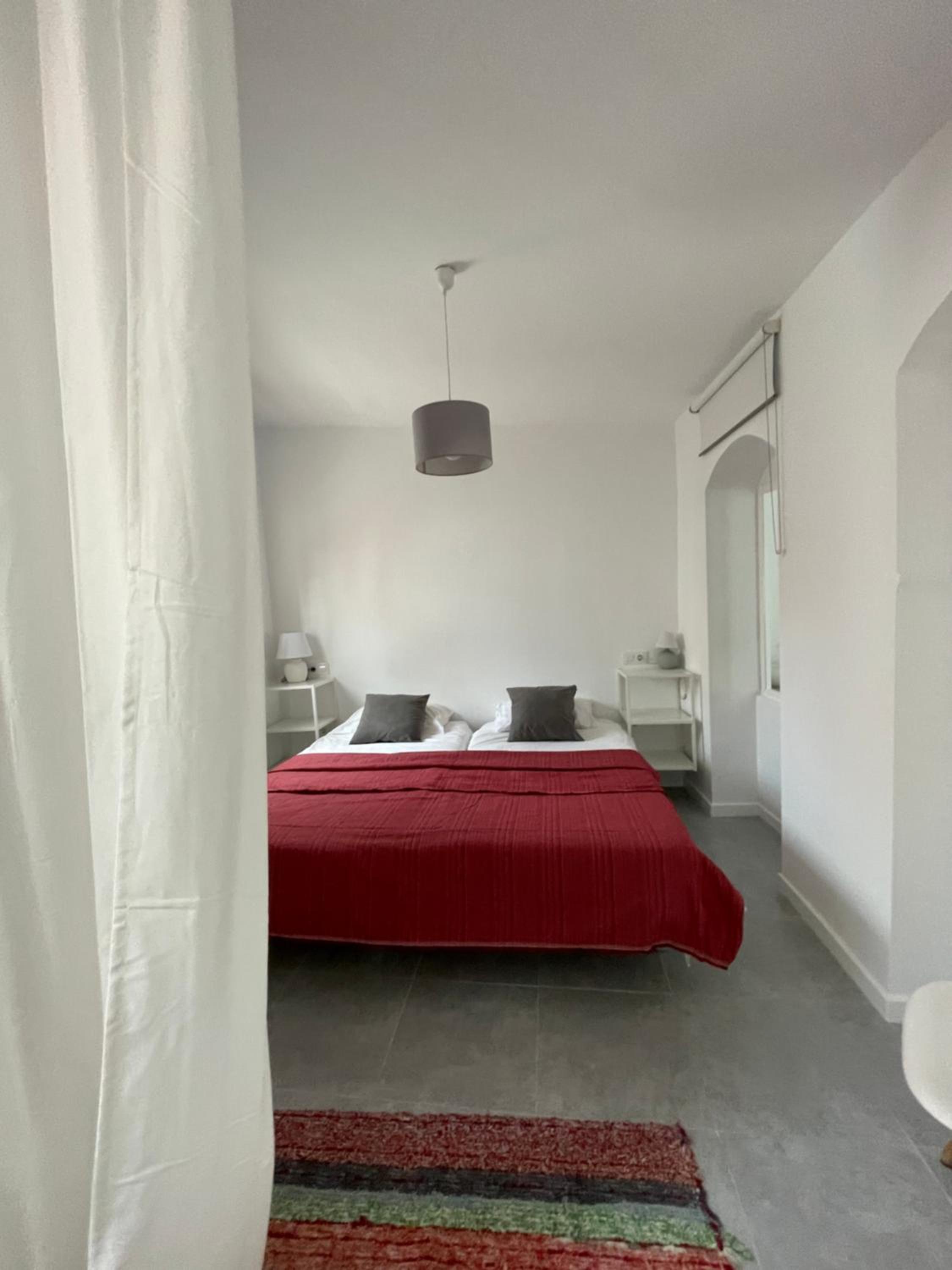 Two-Bedroom Apartment with Terrace photo 2