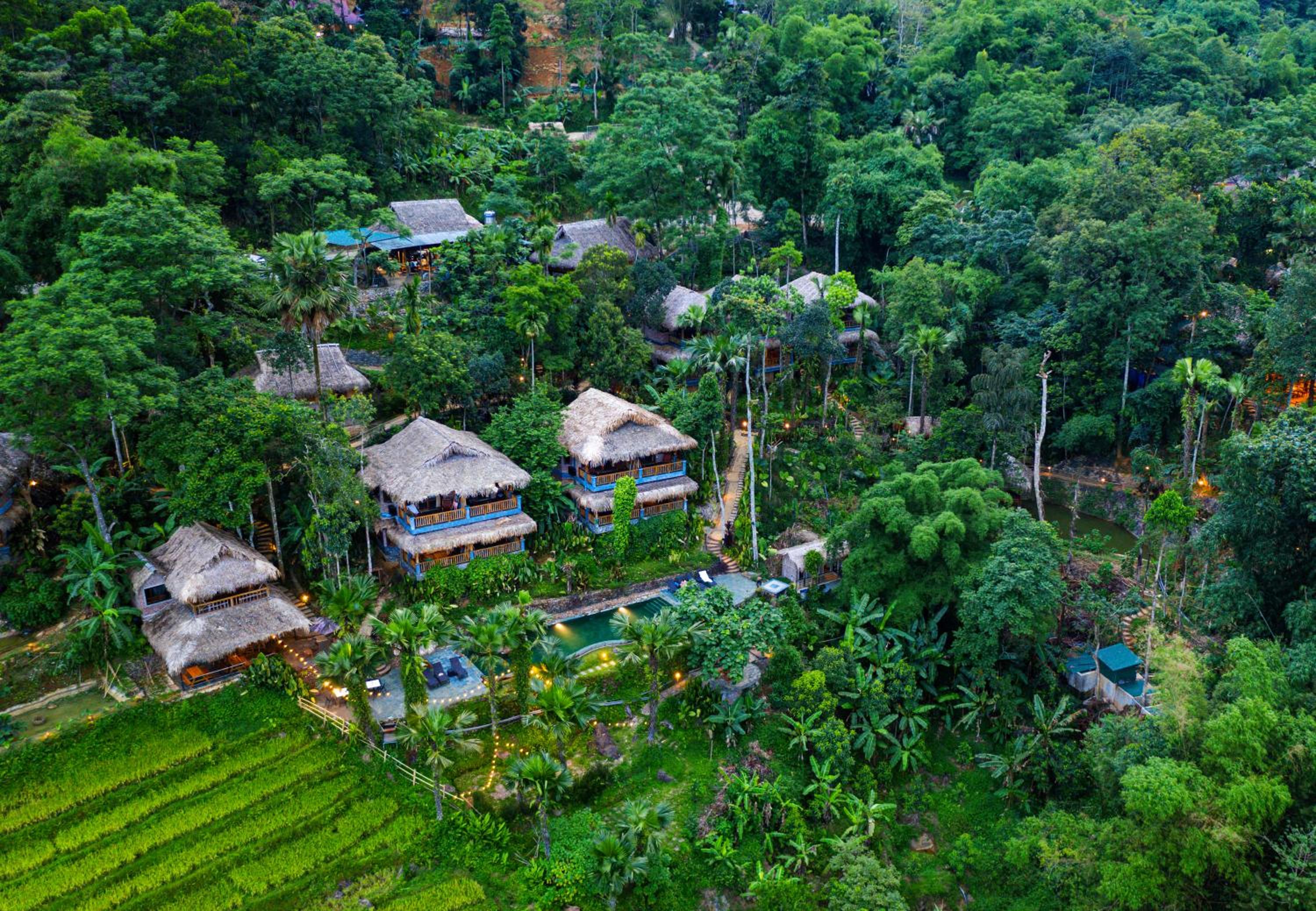 Deluxe Double or Twin Room with Mountain View photo 3