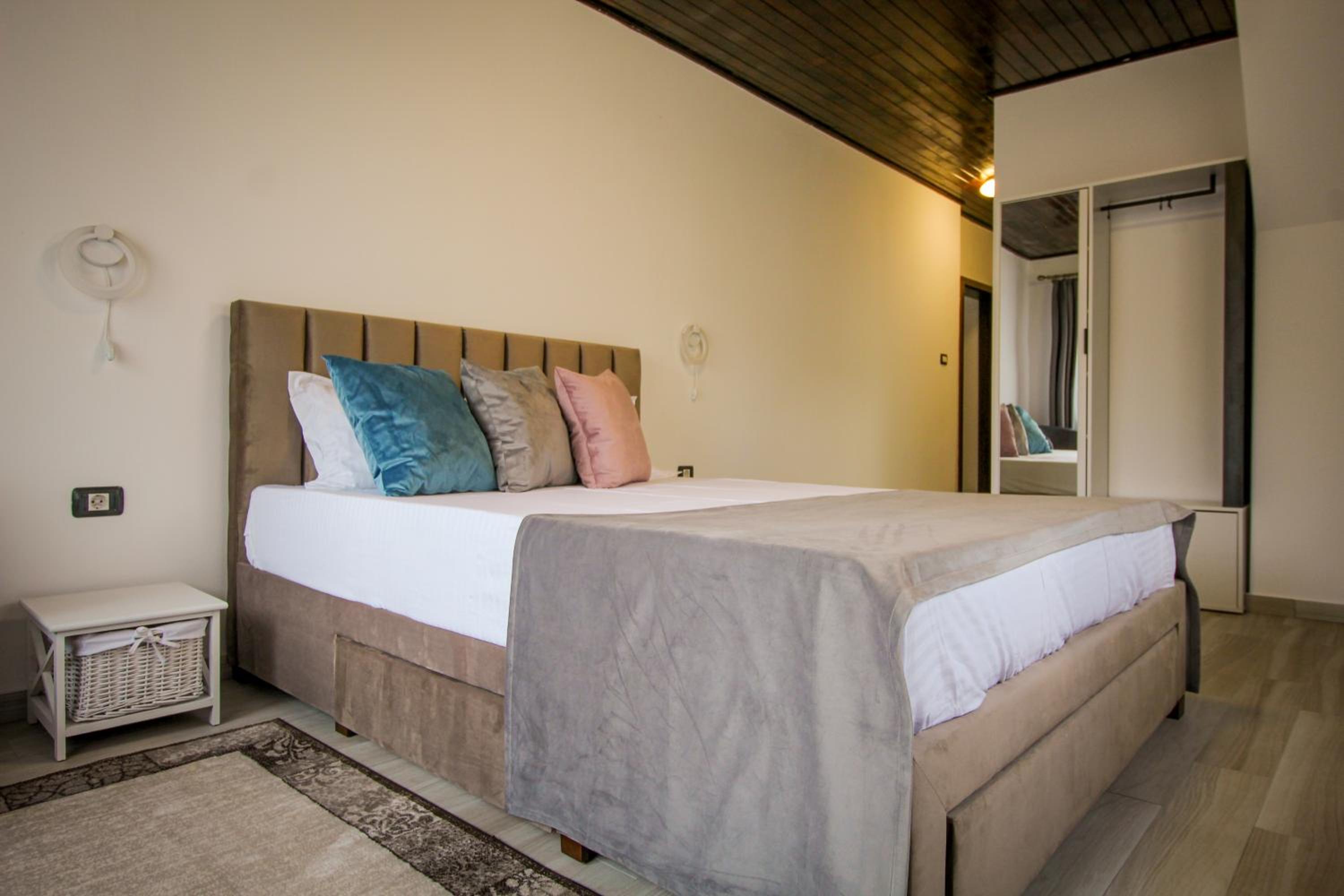 Double Room with Balcony photo 3