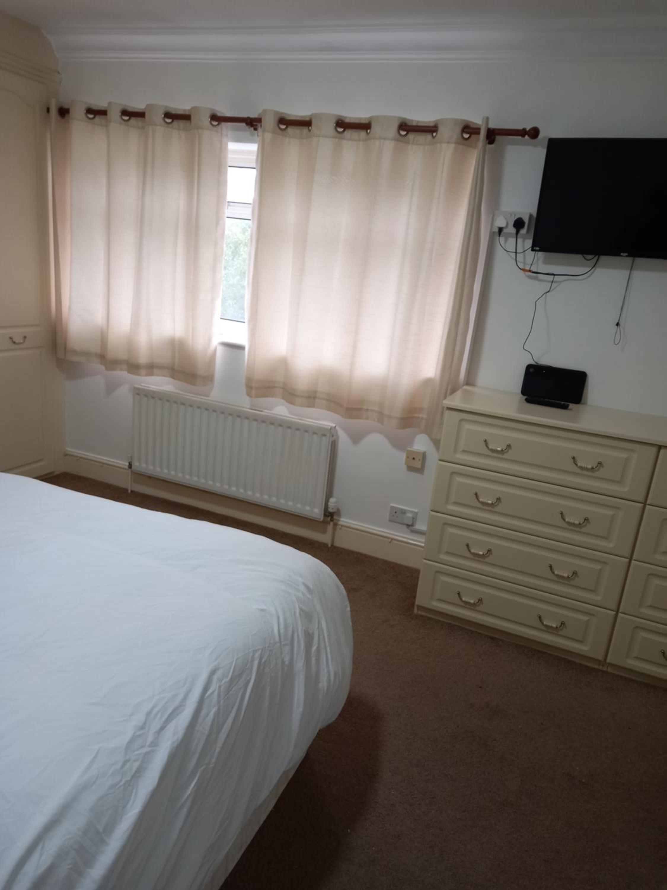 Double Room With Private Bathroom photo 3