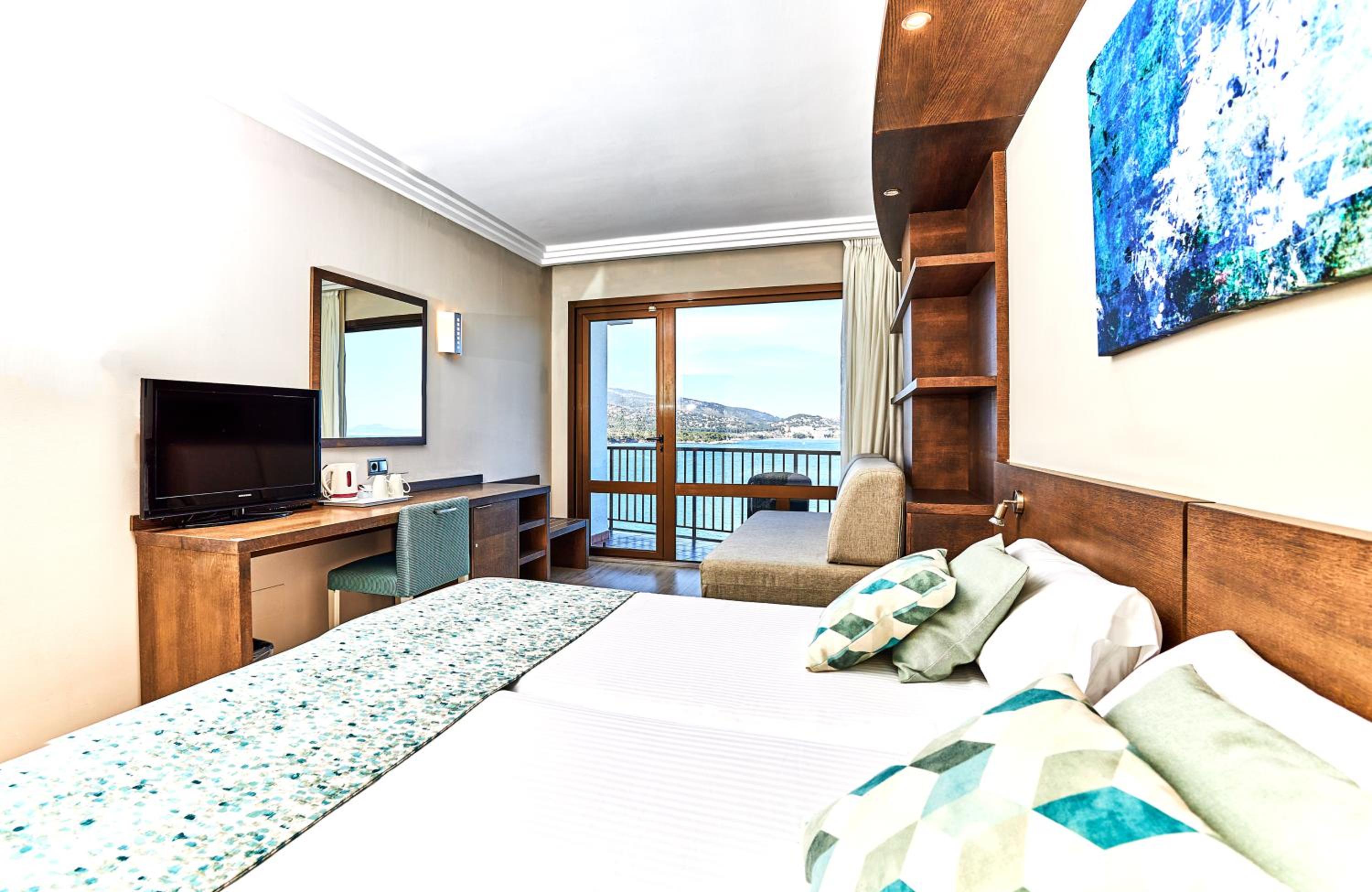 Superior Triple Room with Side Sea View