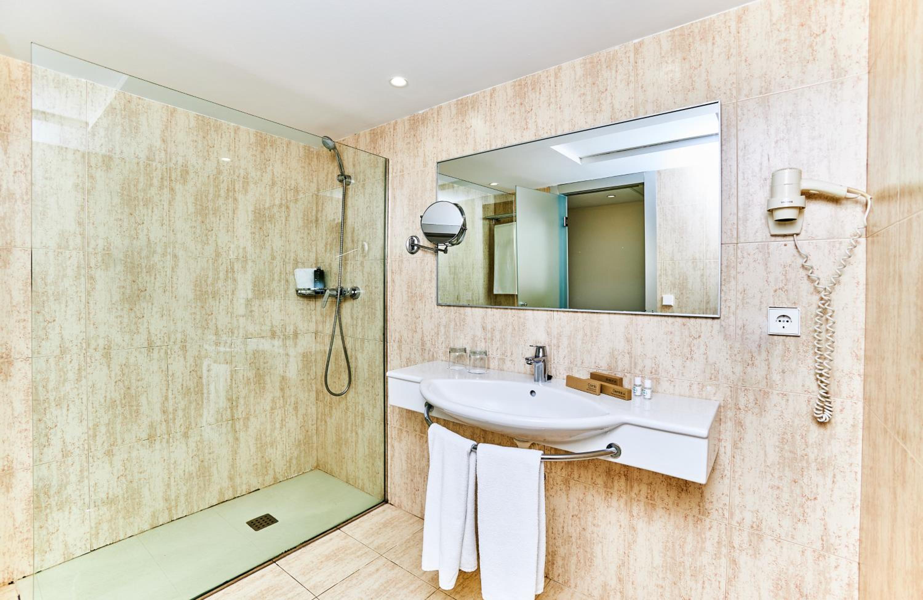 Junior Suite thumbnail 6