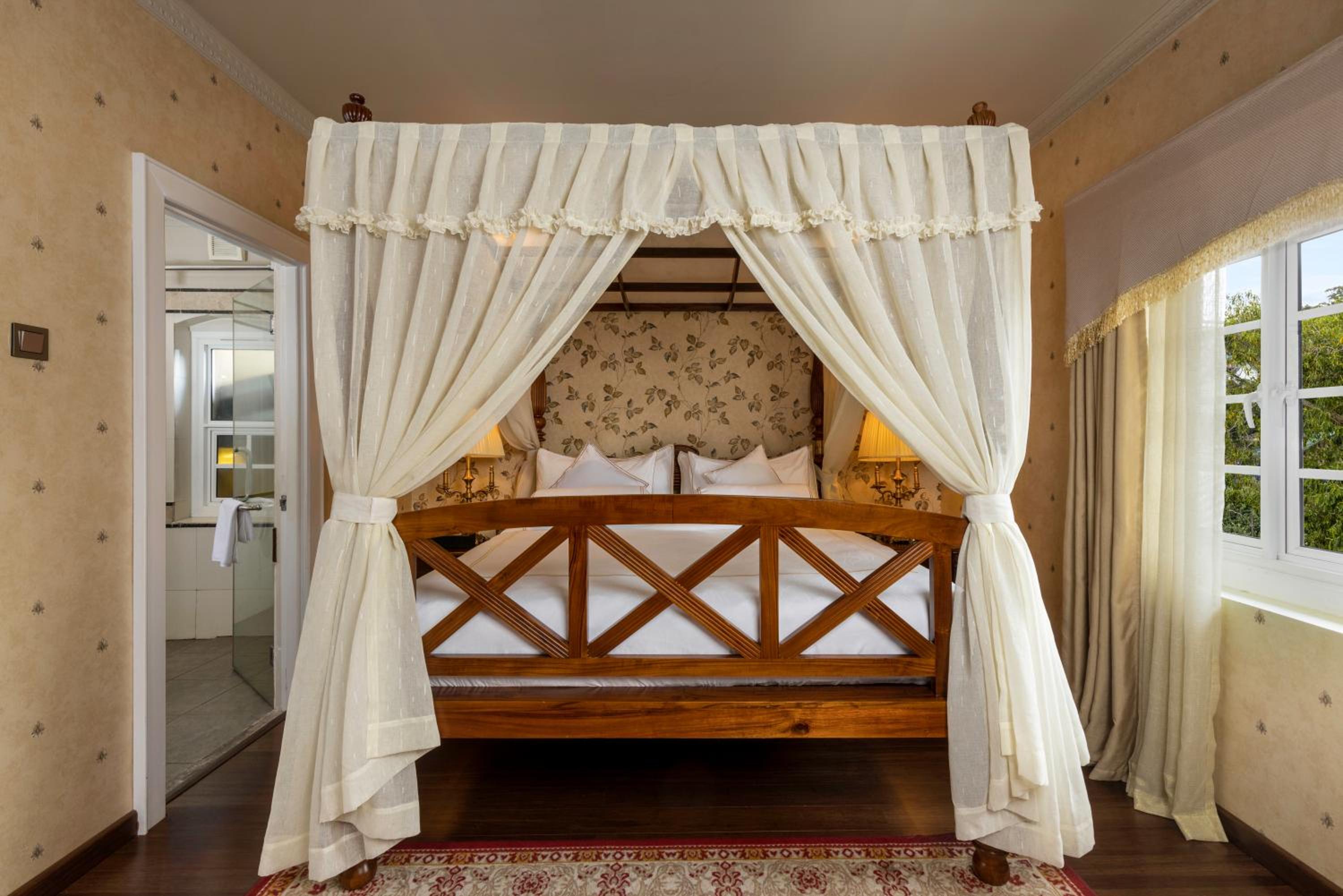 Premier Deluxe Room with Early check-in/late check-out subject to availability + 10% discount on Spa treatments + 10% discount on excursions - Photo 2