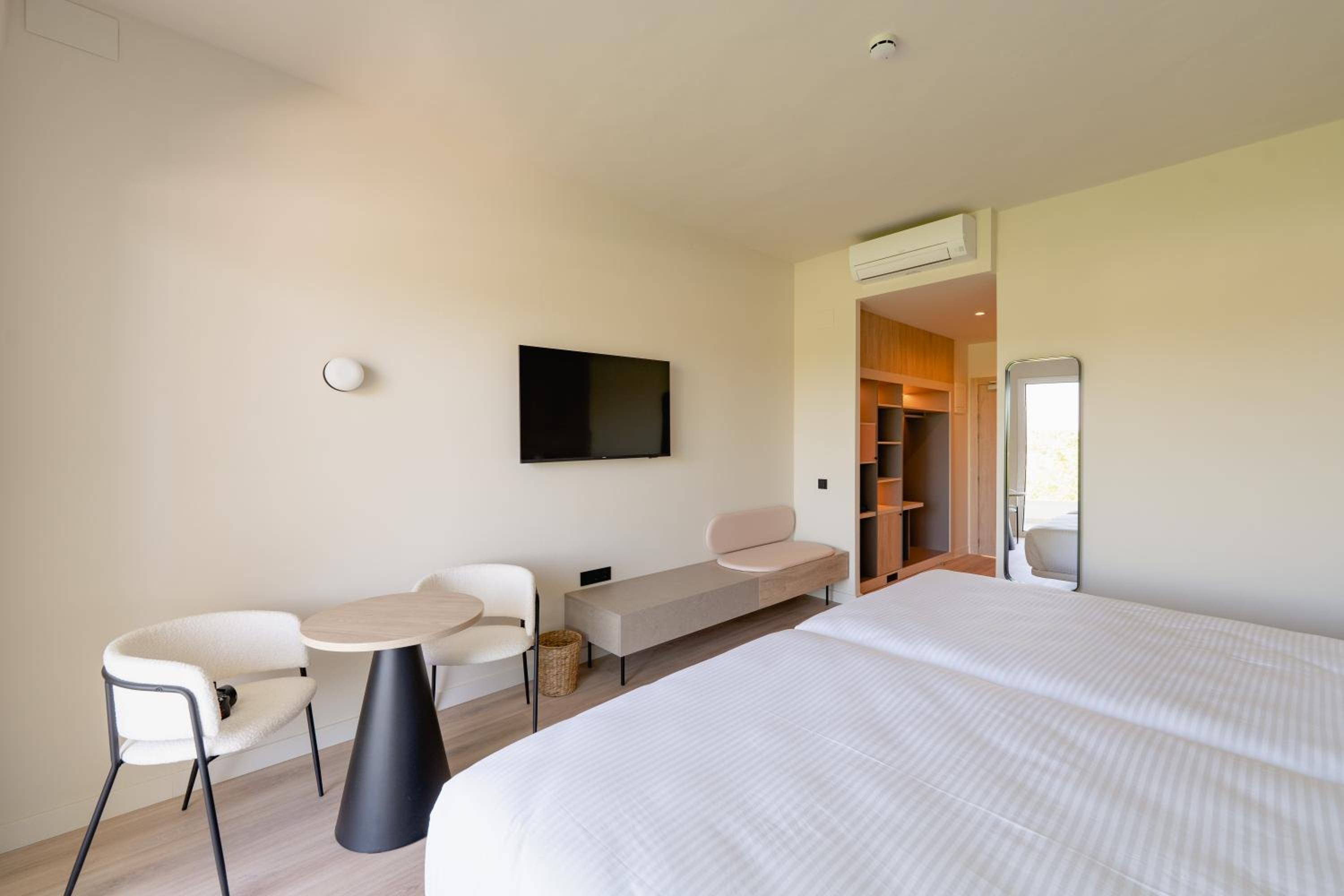 Supreme Room (2 Adults) - Photo 4