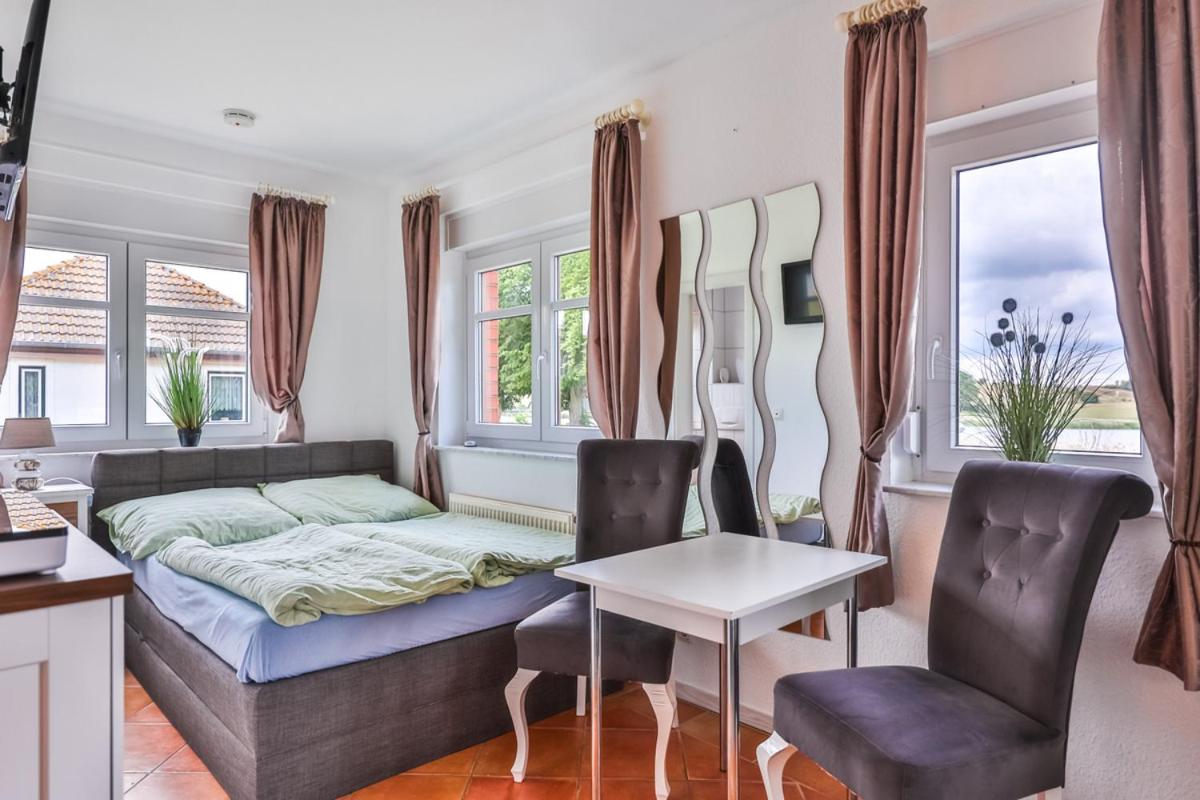 Apartment with Lake View - Photo 23