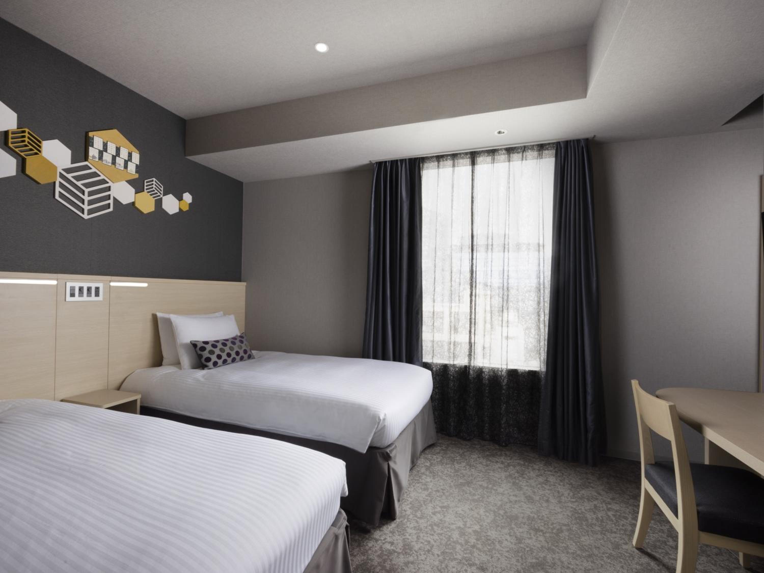 Deluxe Twin Room photo 3