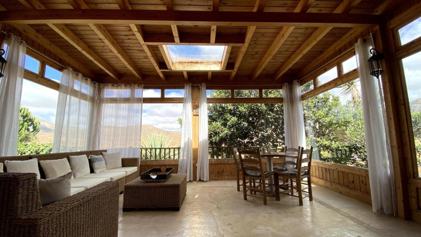One-Bedroom House photo 2
