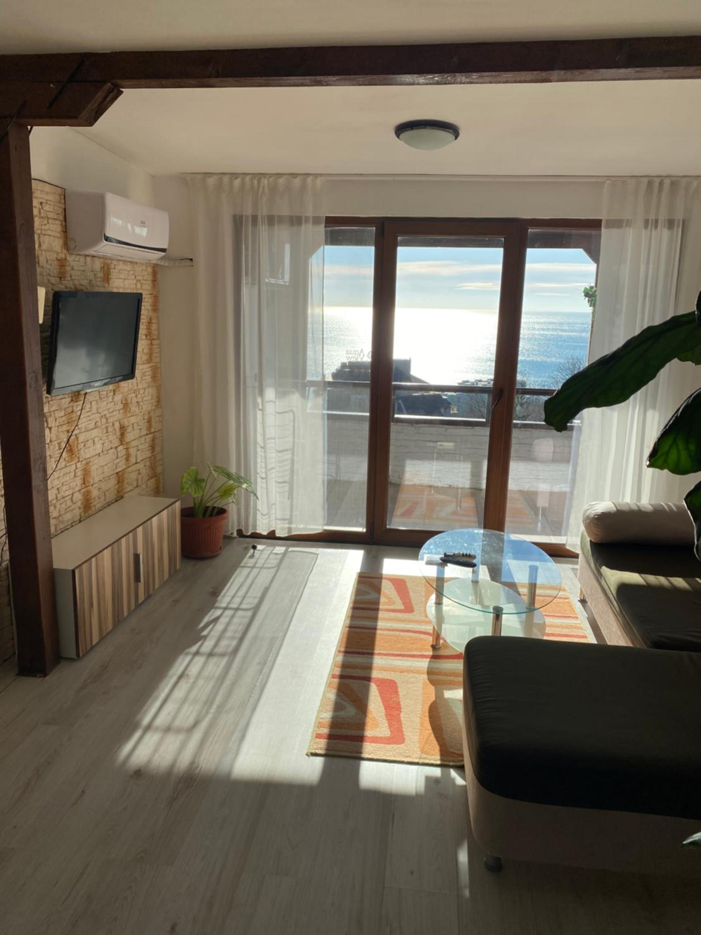 Apartment With Sea View photo 1