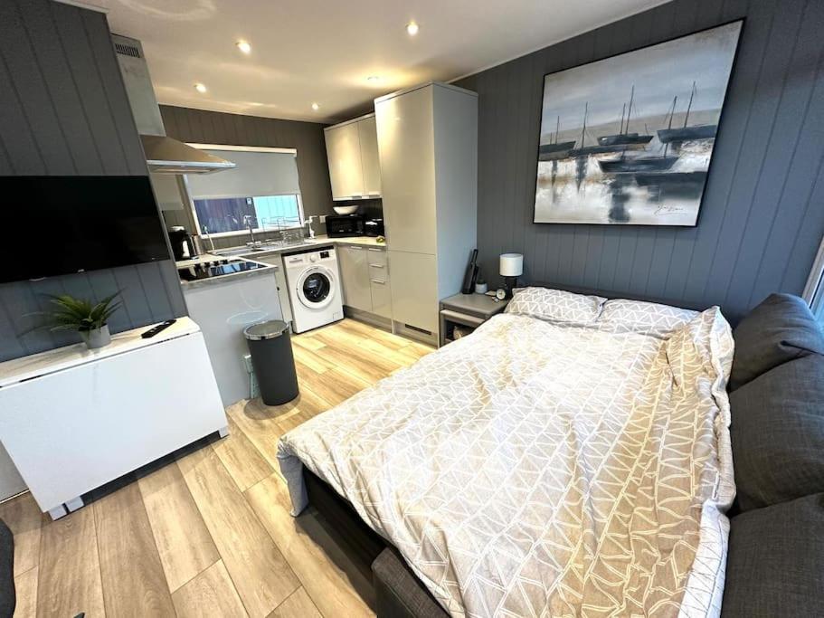 Two-Bedroom Chalet photo 1