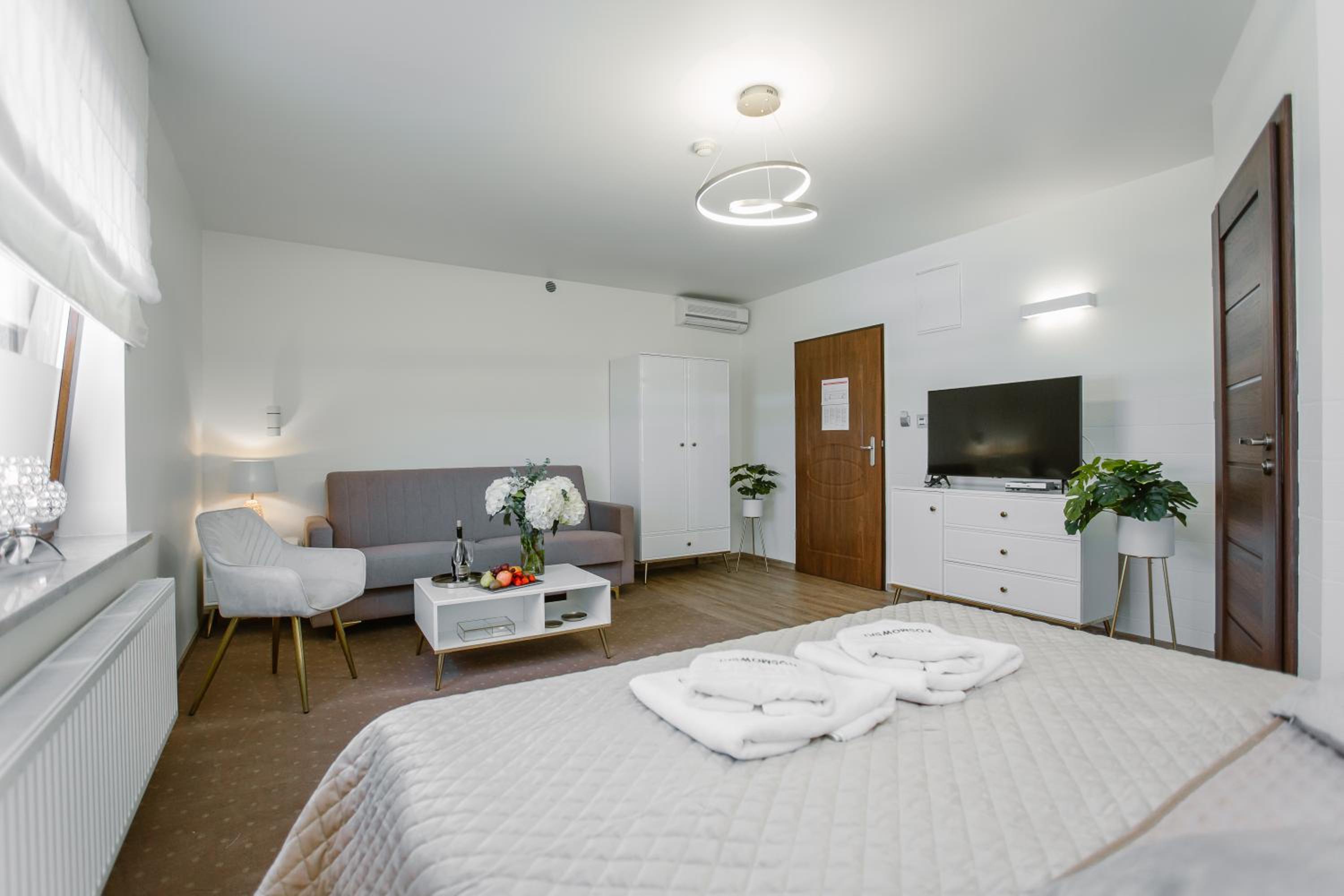 Classic Apartment photo 1