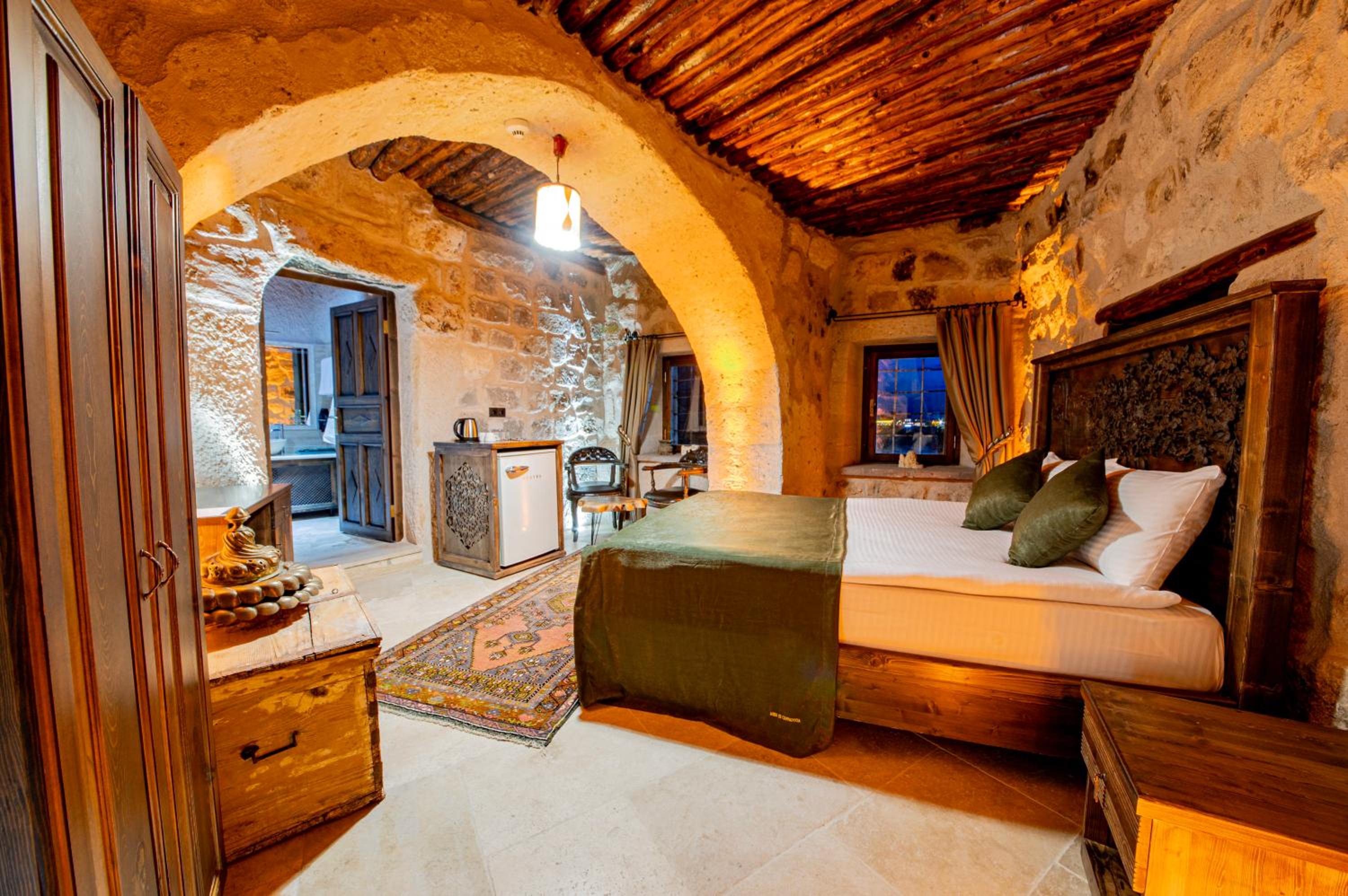 Double Room thumbnail 6