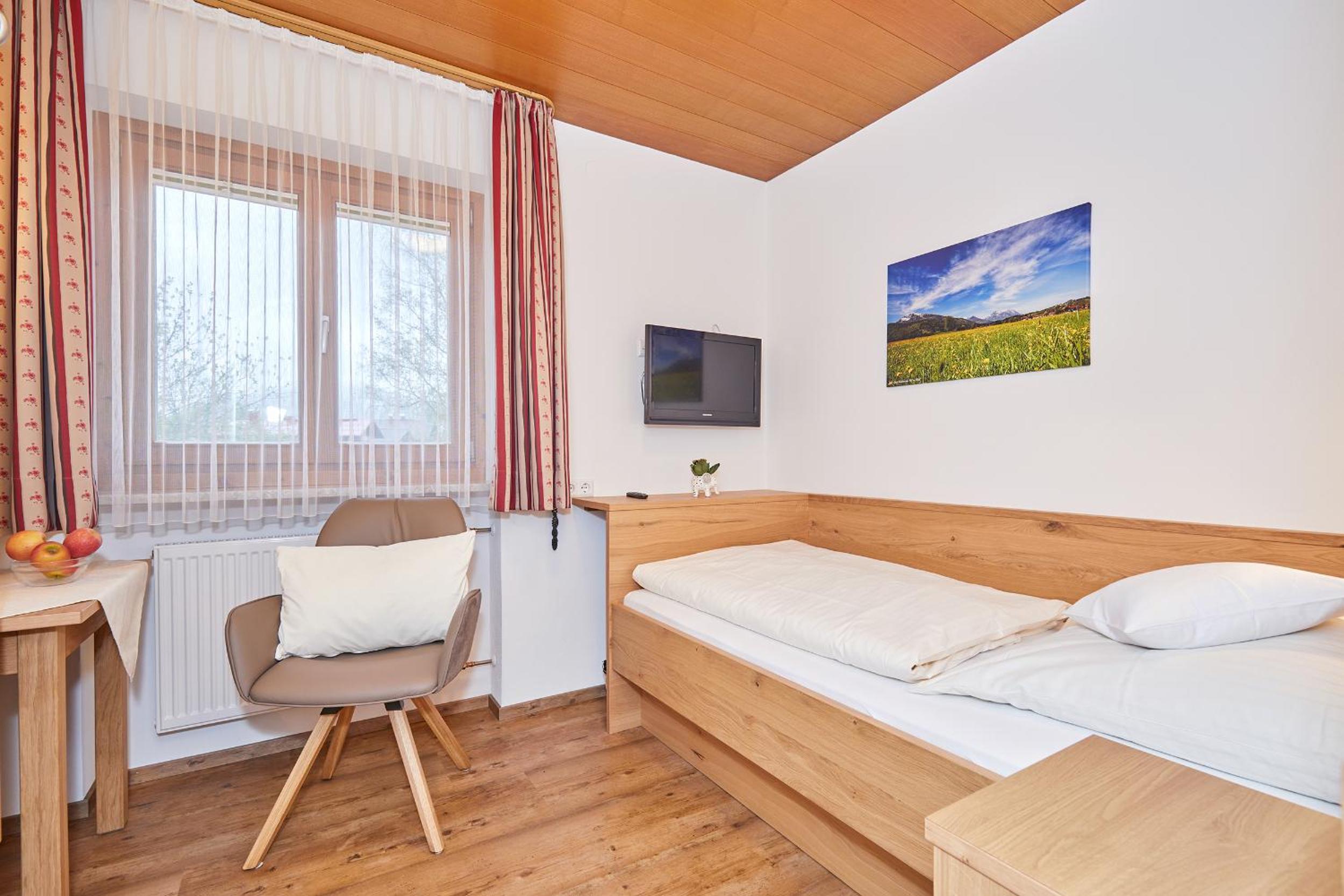 Standard Single Room photo 2