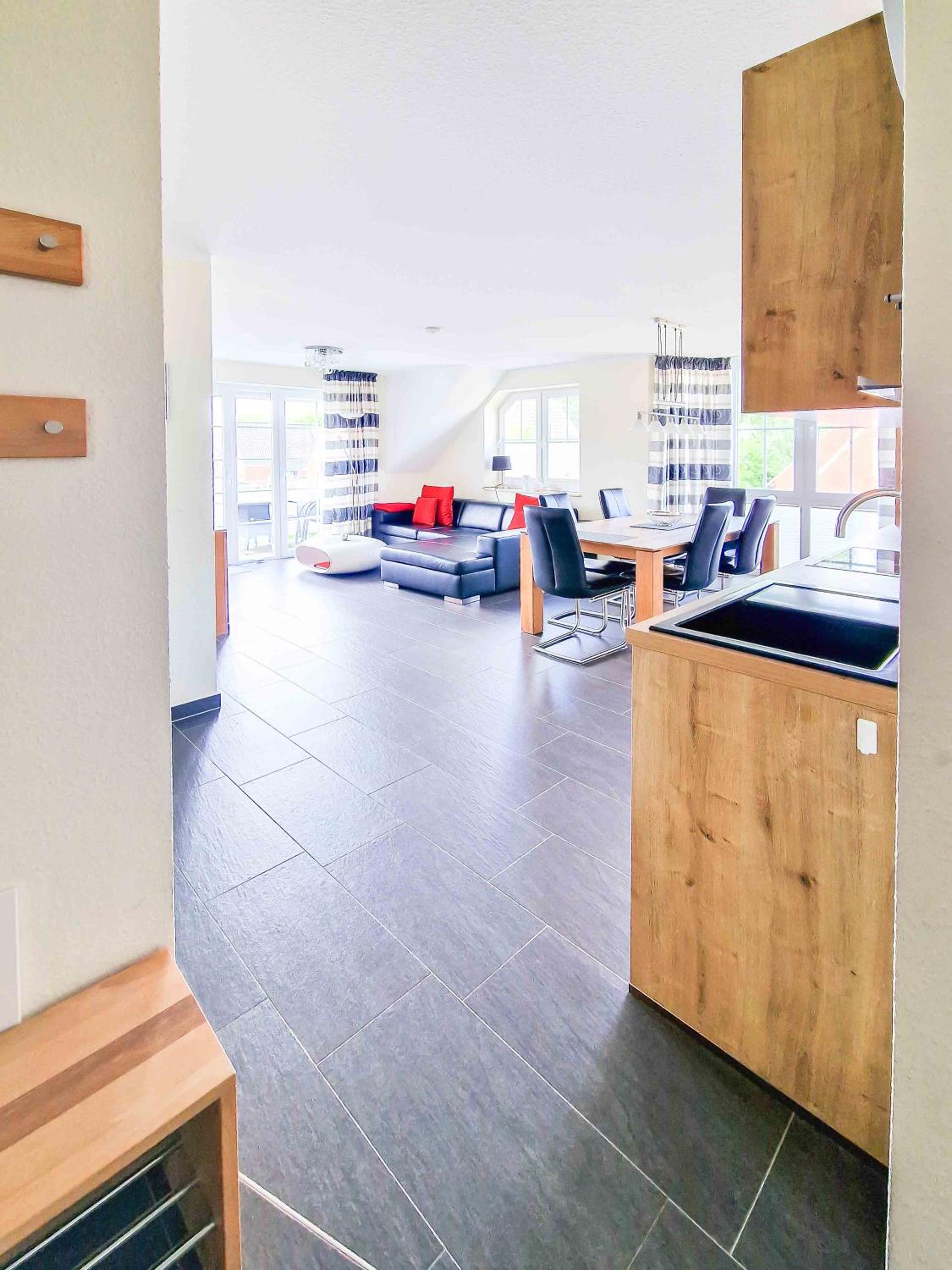 Three-Bedroom Apartment photo 1