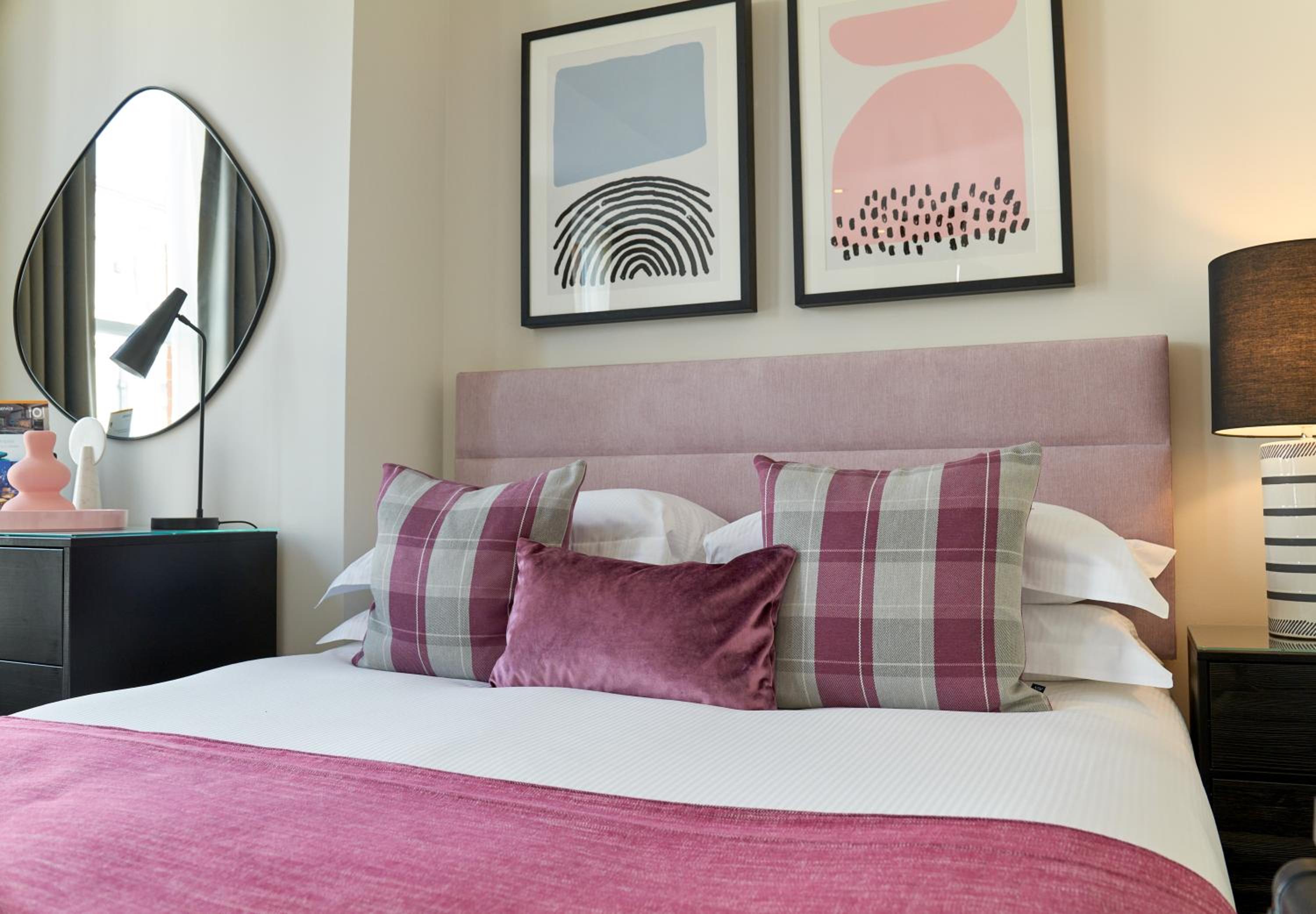 One Bedroom Open Plan Apartment with Sofa Bed photo 3