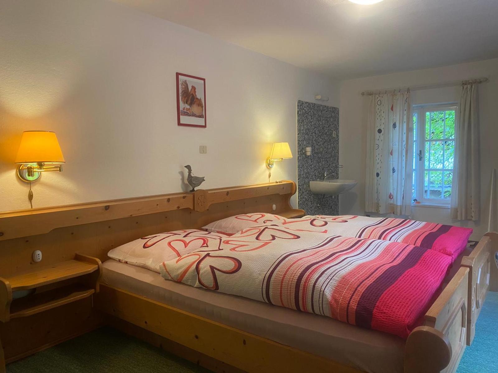 Double Room With Shared Bathroom photo 1
