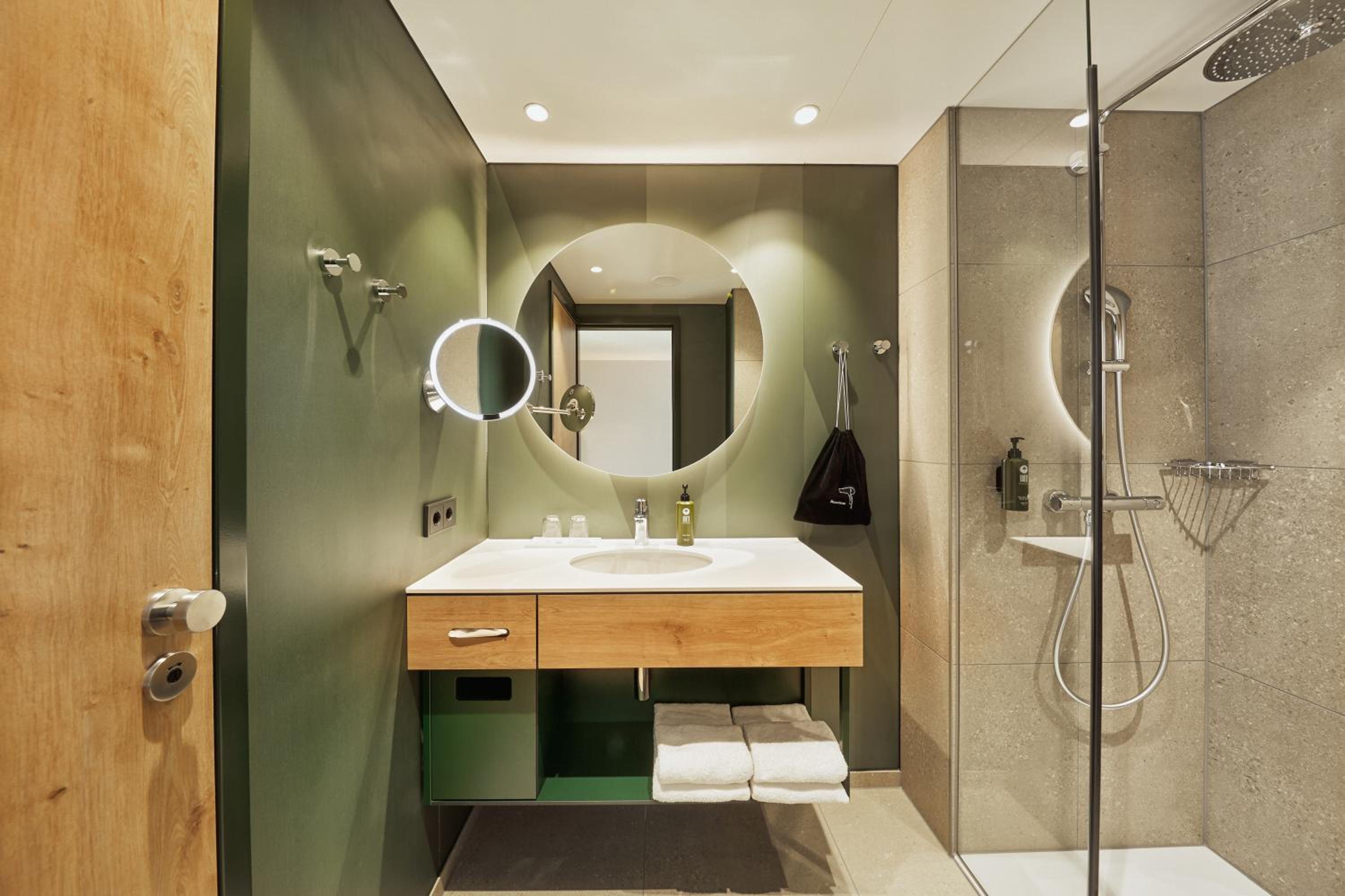 H+ Hotel Frankfurt Eschborn Room 2