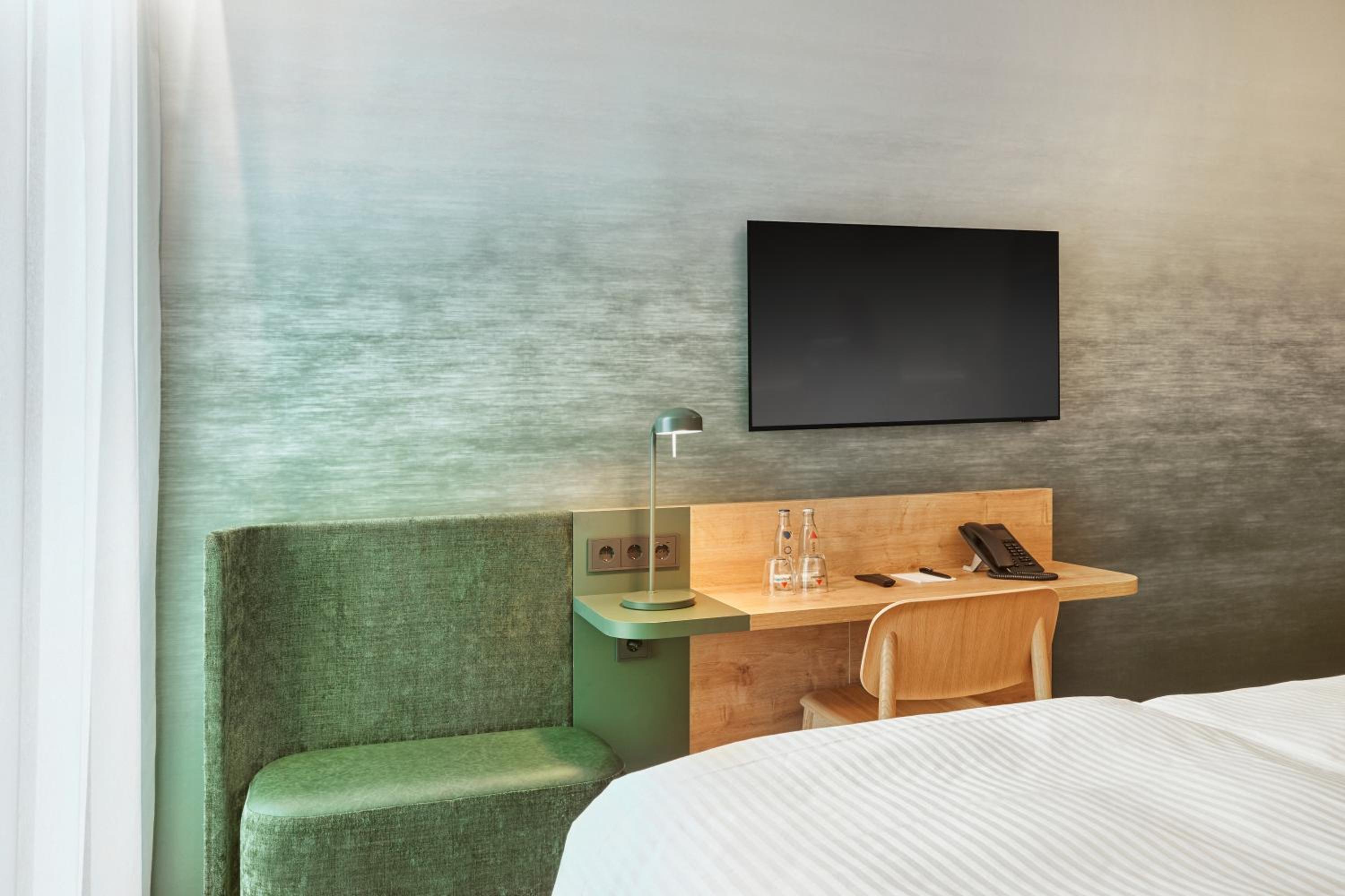 H+ Hotel Frankfurt Eschborn Room 4