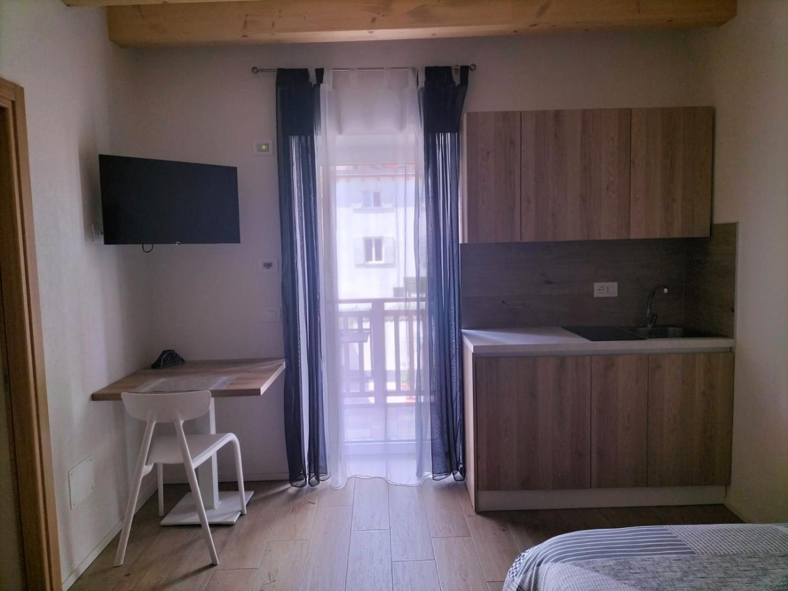 Twin Room with Balcony