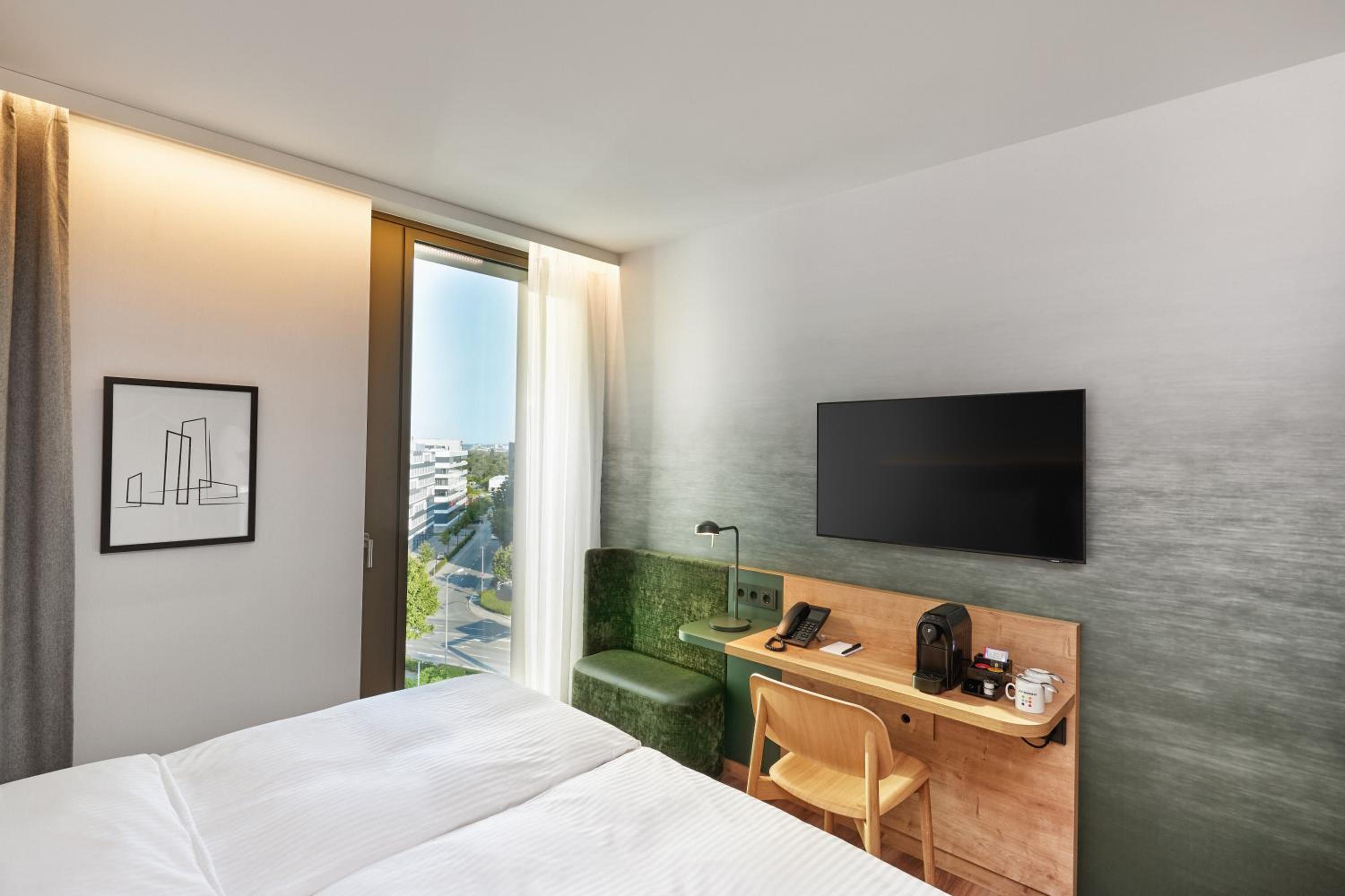 H+ Hotel Frankfurt Eschborn Room 2