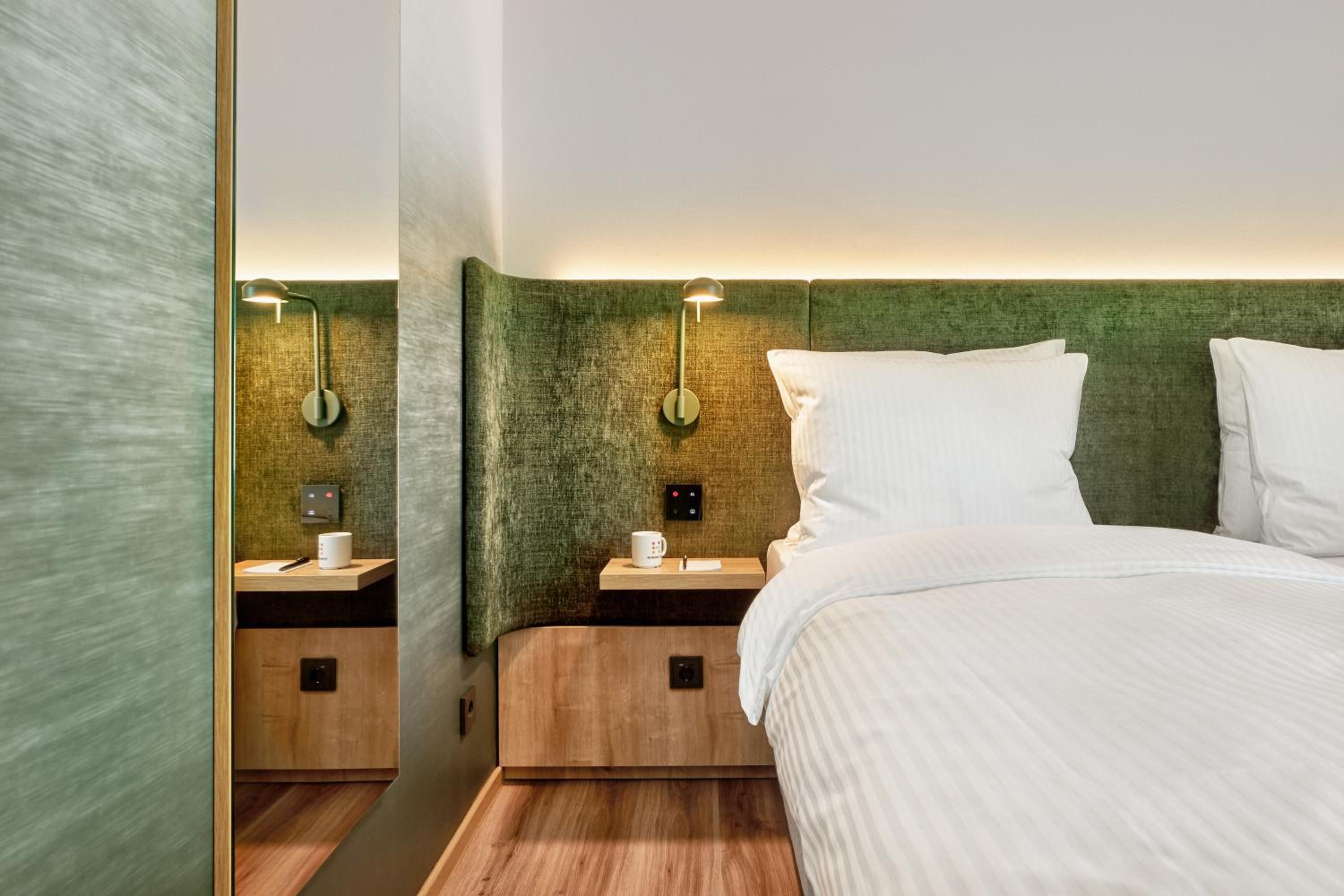 H+ Hotel Frankfurt Eschborn Room 3