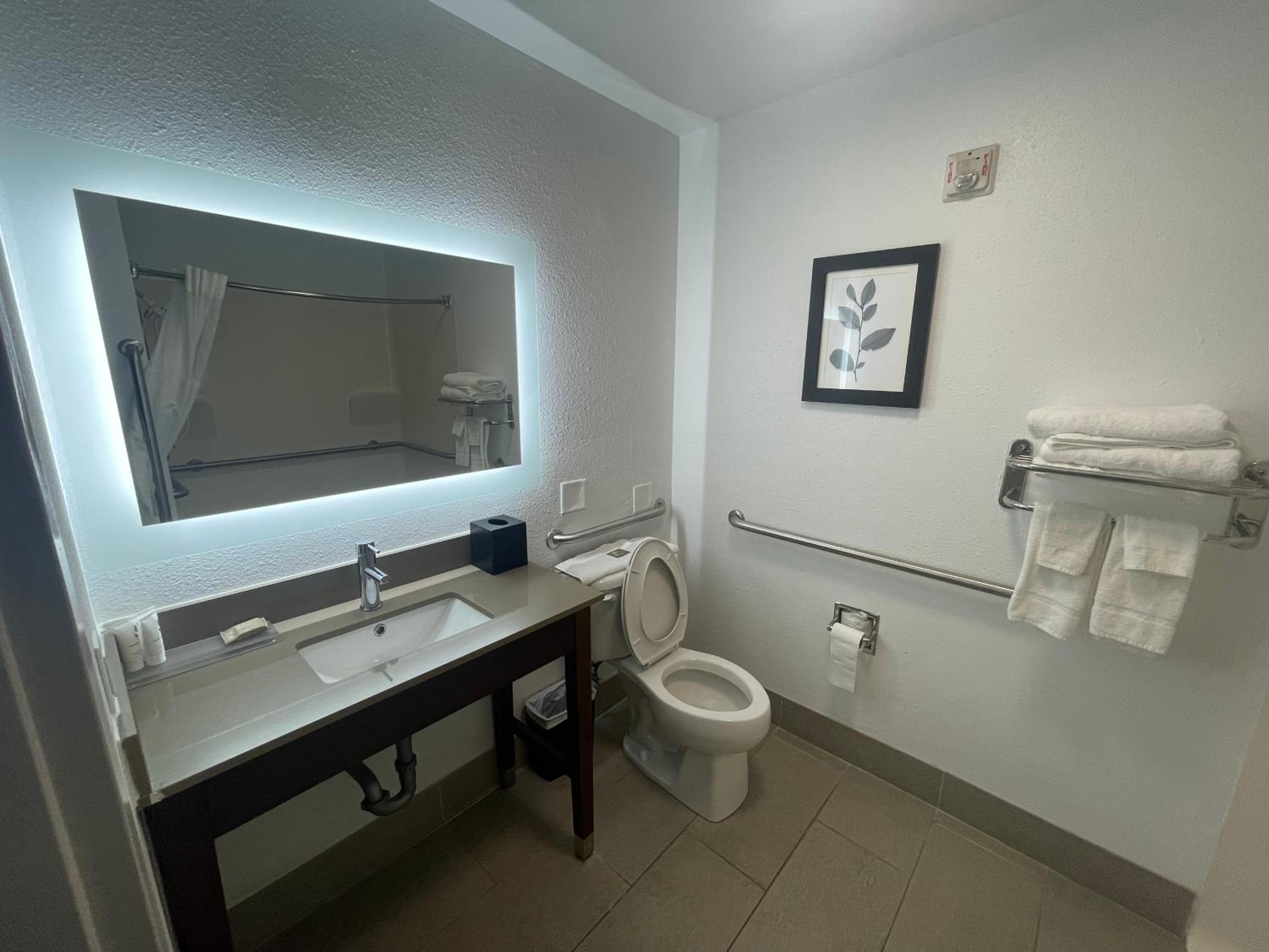 King Room - Disability Access - Photo 2