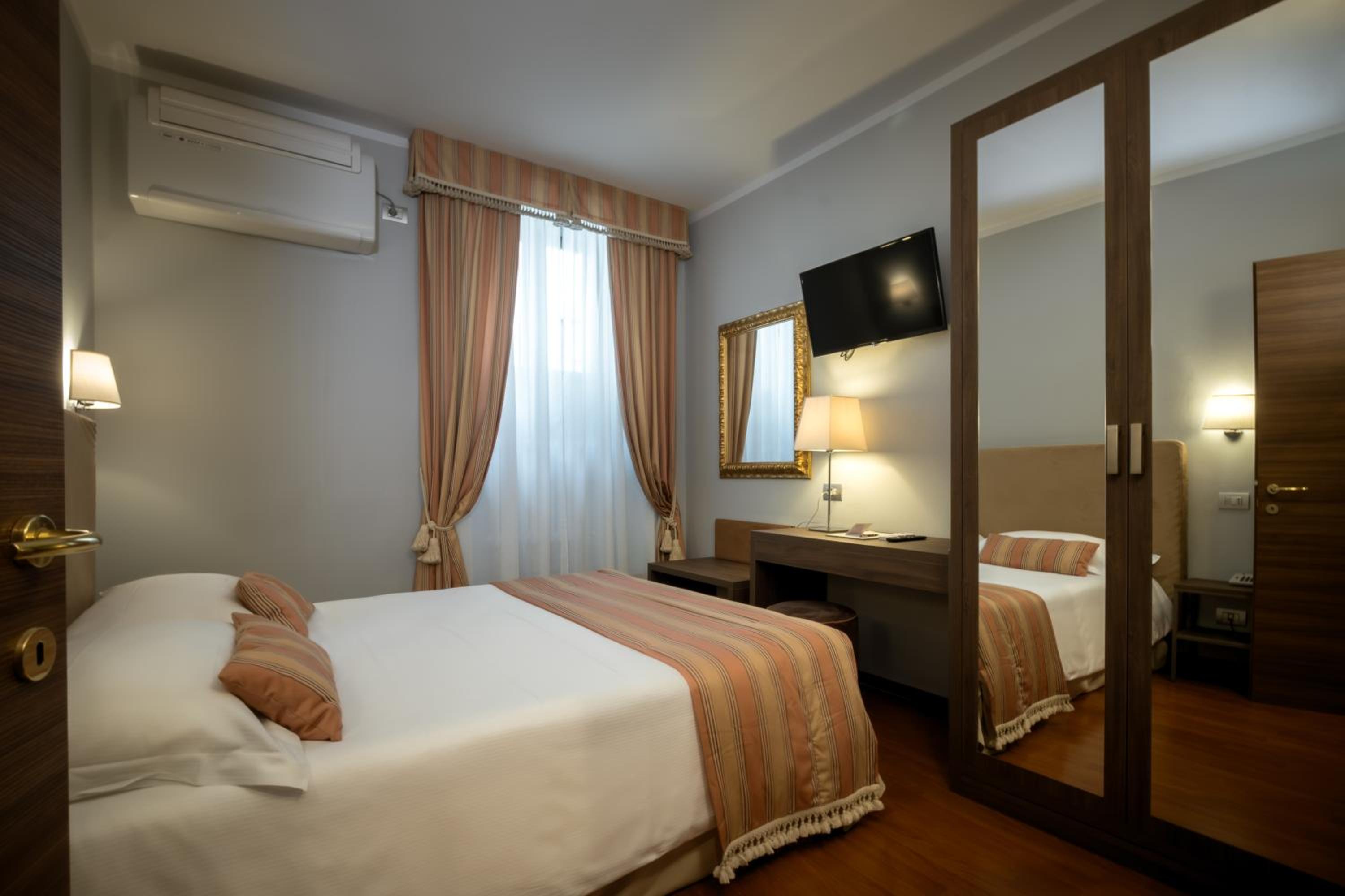 Comfort Double Room - Photo 3