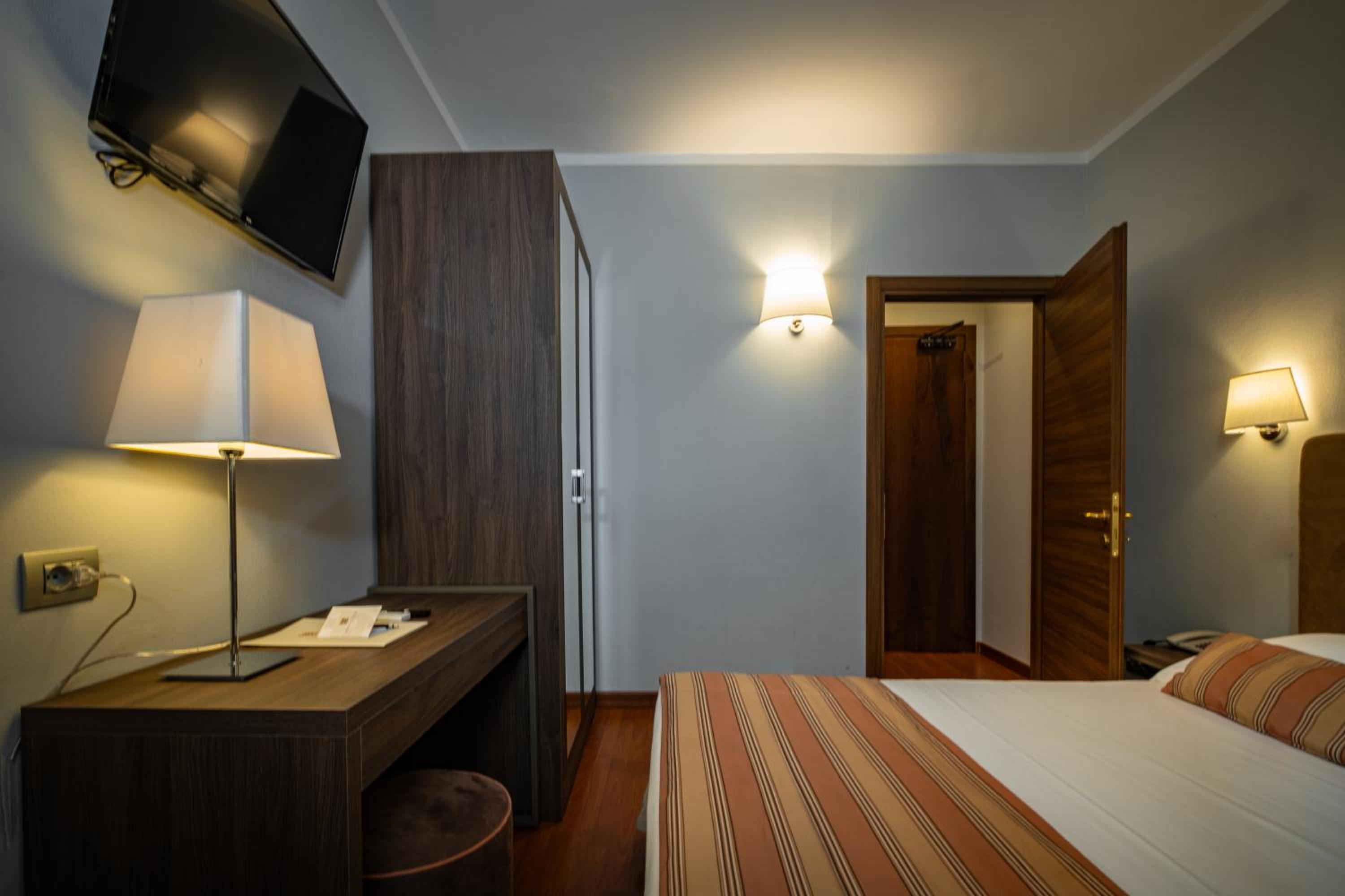 Comfort Double Room - Photo 4