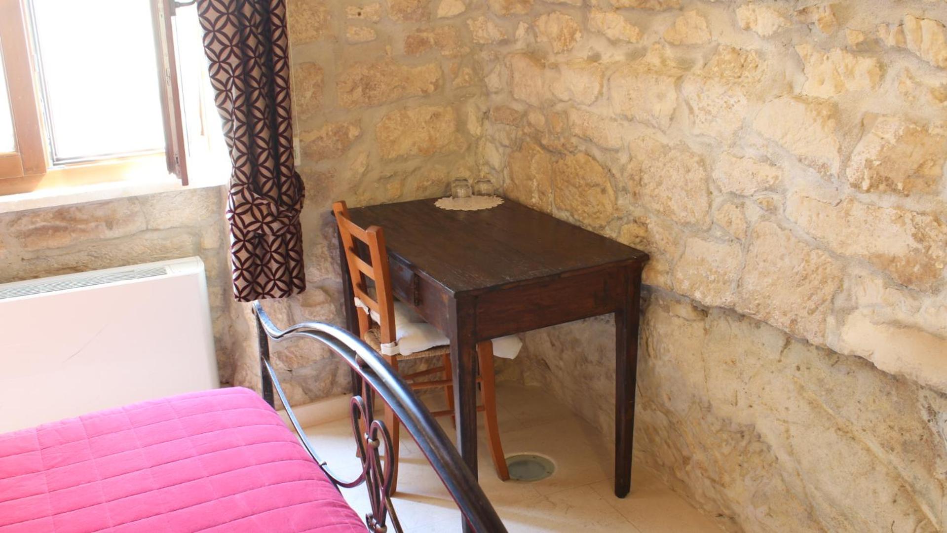 Triple Room - Photo 8