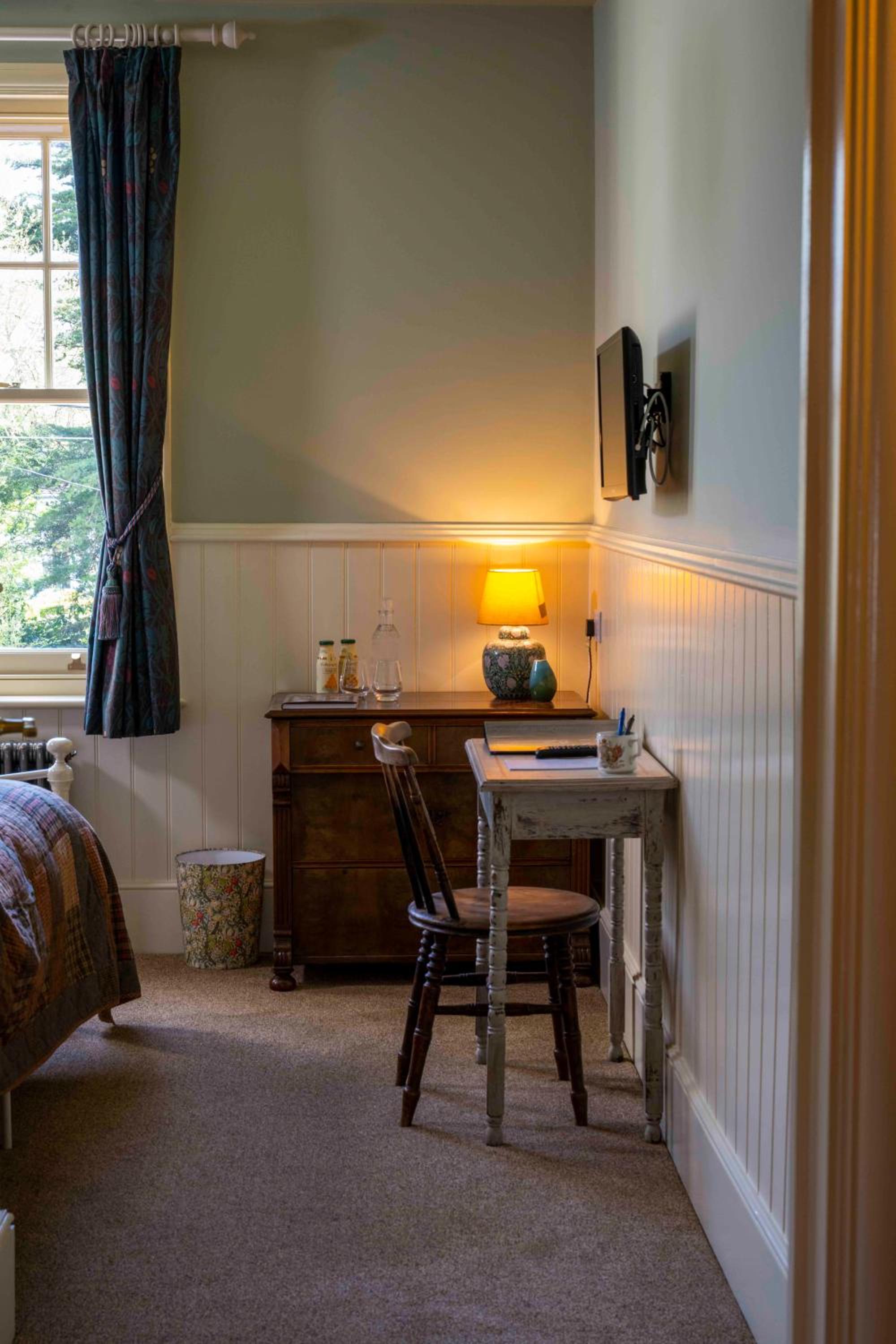 Double Room - Photo 8