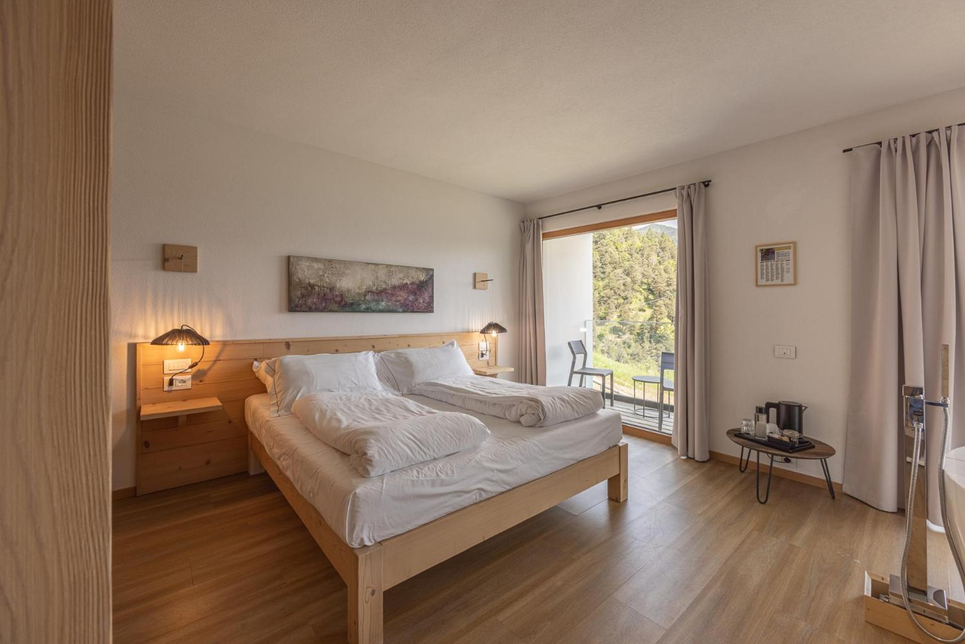 Junior Suite with Terrace - Photo 17
