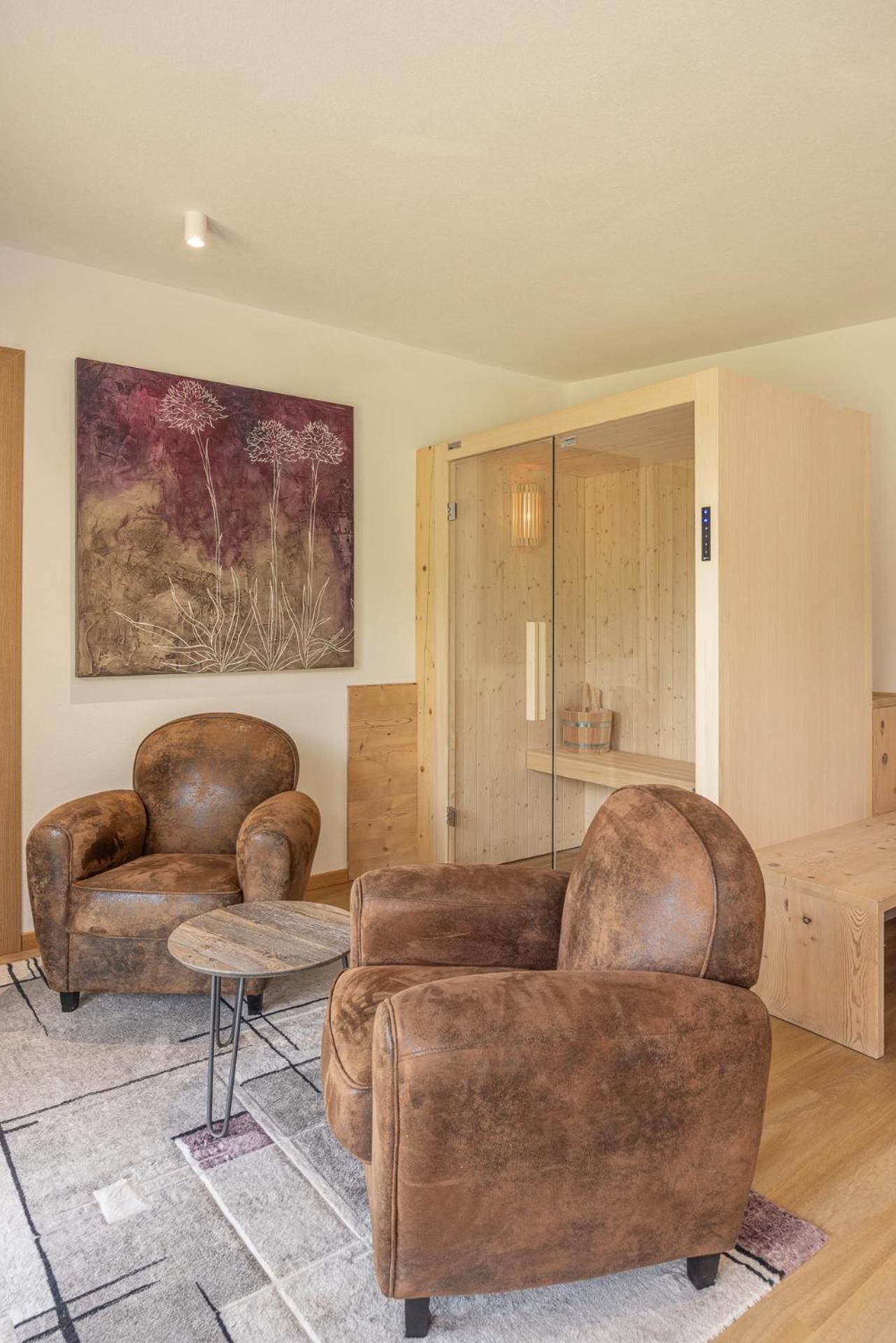 Junior Suite with Terrace - Photo 21