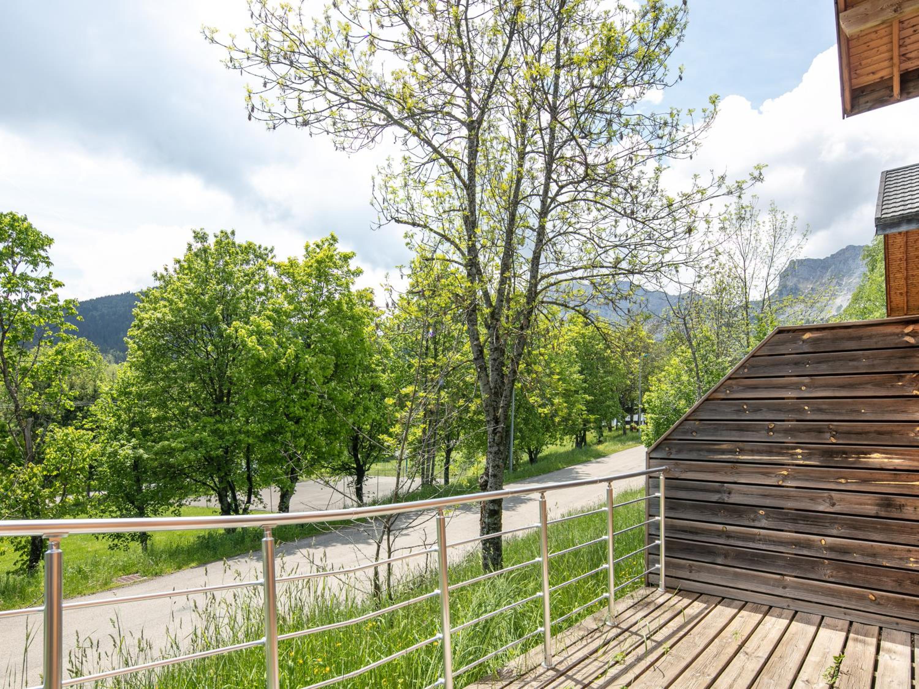 3 Bedroom Chalet for 8 people - Photo 2