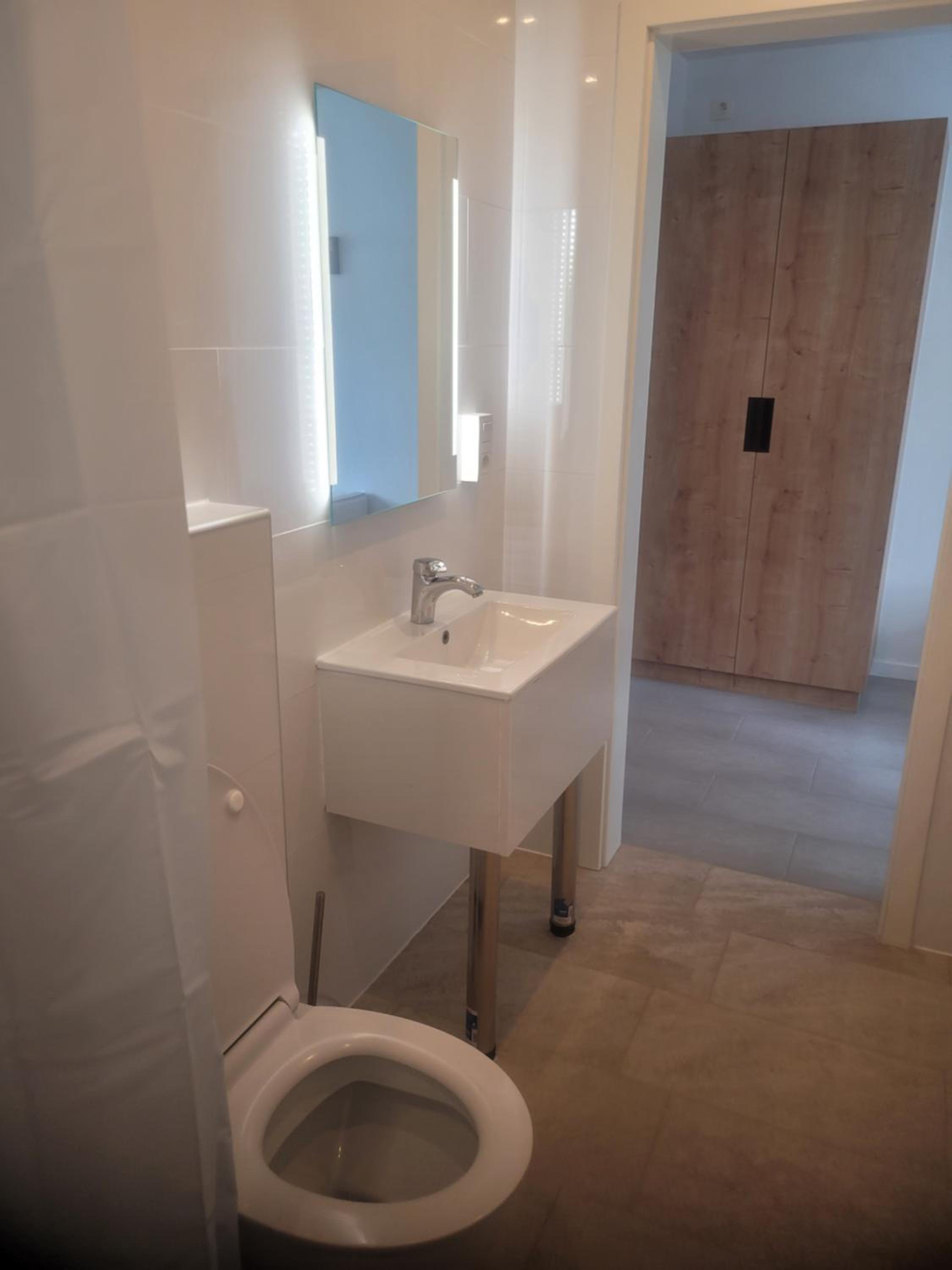 Deluxe Apartment - Photo 2